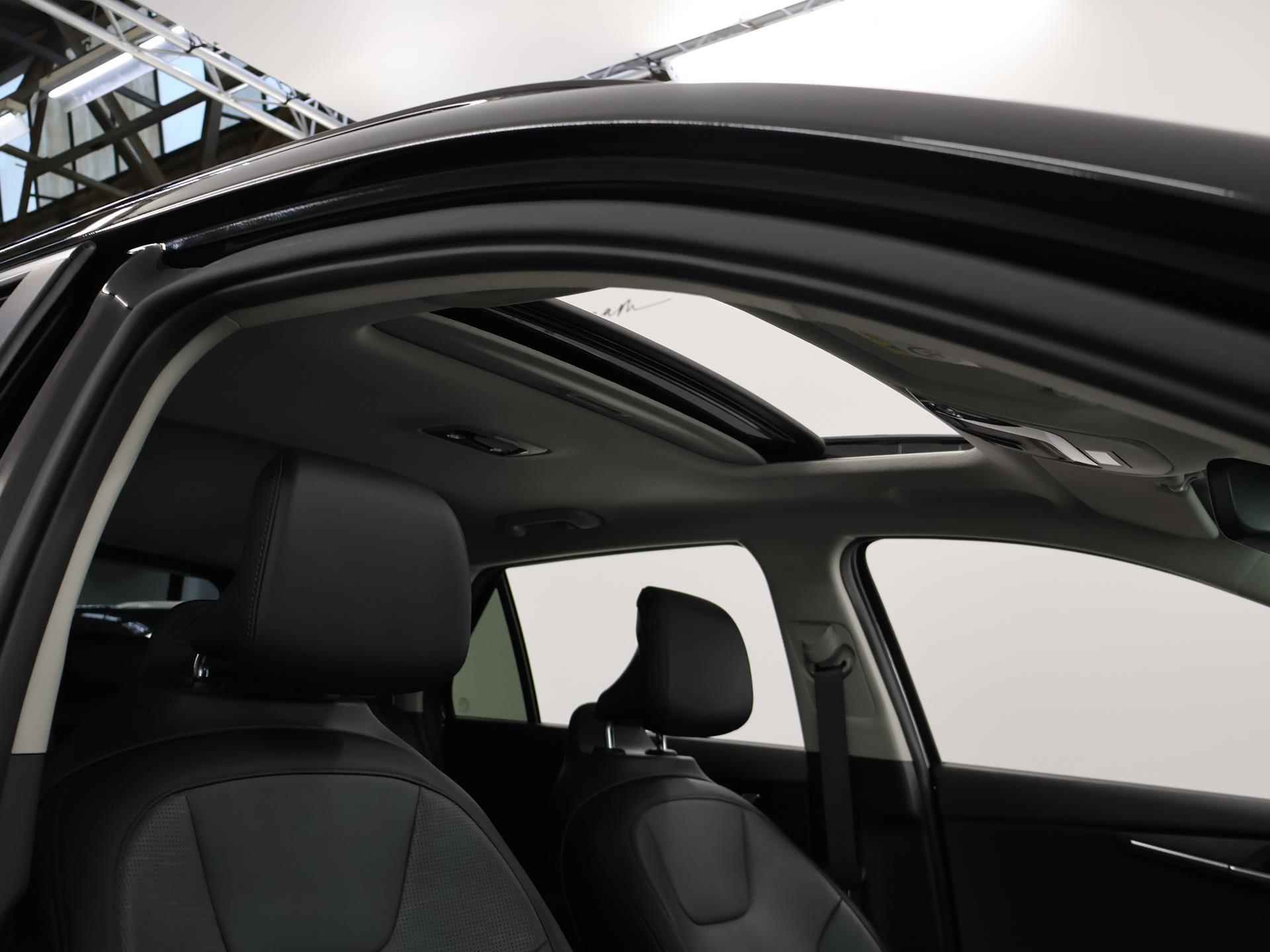 Kia Niro EV ExecutiveLine 64.8 kWh | Navigatie | Dodehoekdetectie | Stoelverwarming | Parkeercamera - 13/40