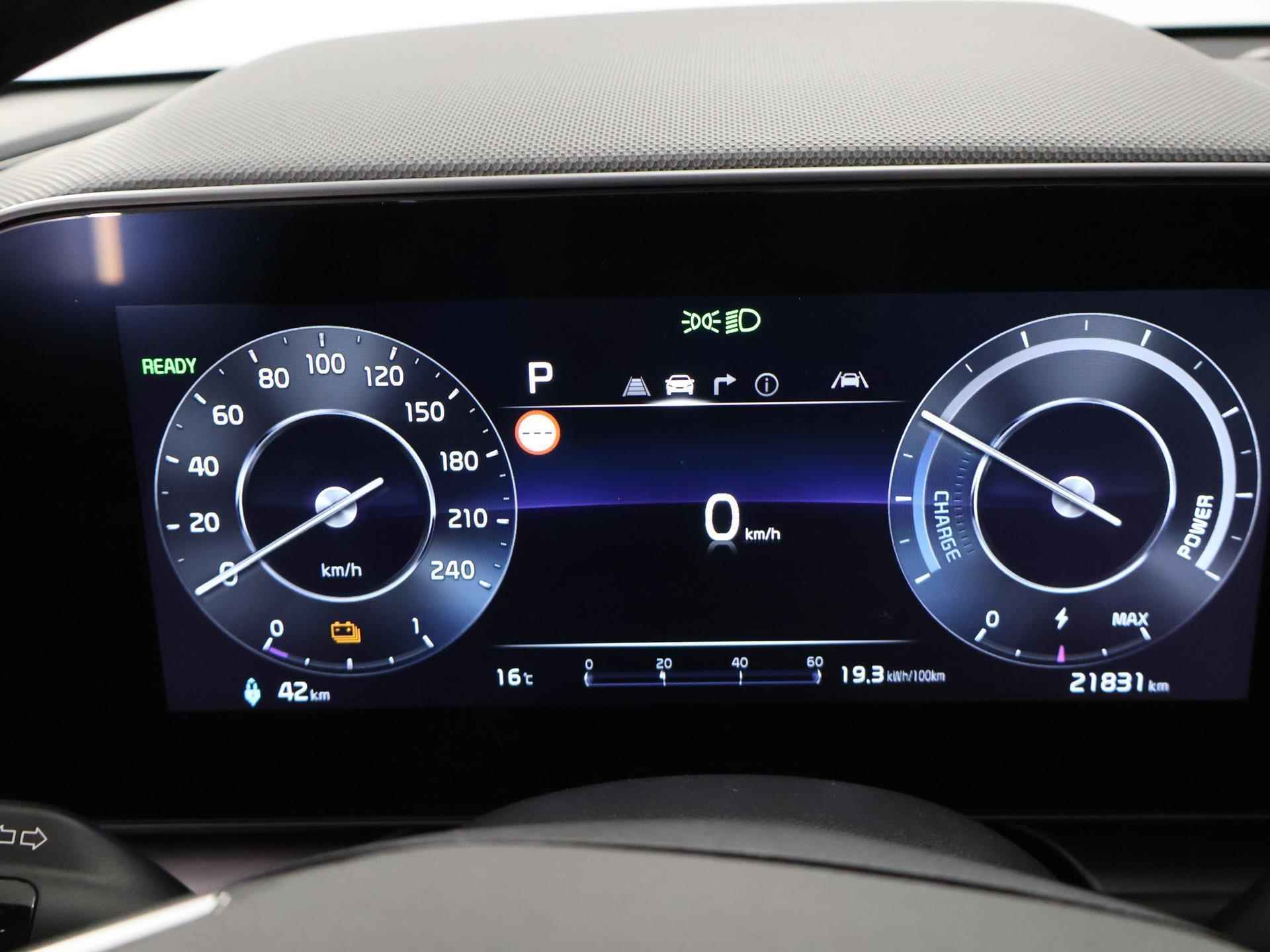 Kia Niro EV ExecutiveLine 64.8 kWh | Navigatie | Dodehoekdetectie | Stoelverwarming | Parkeercamera - 14/40