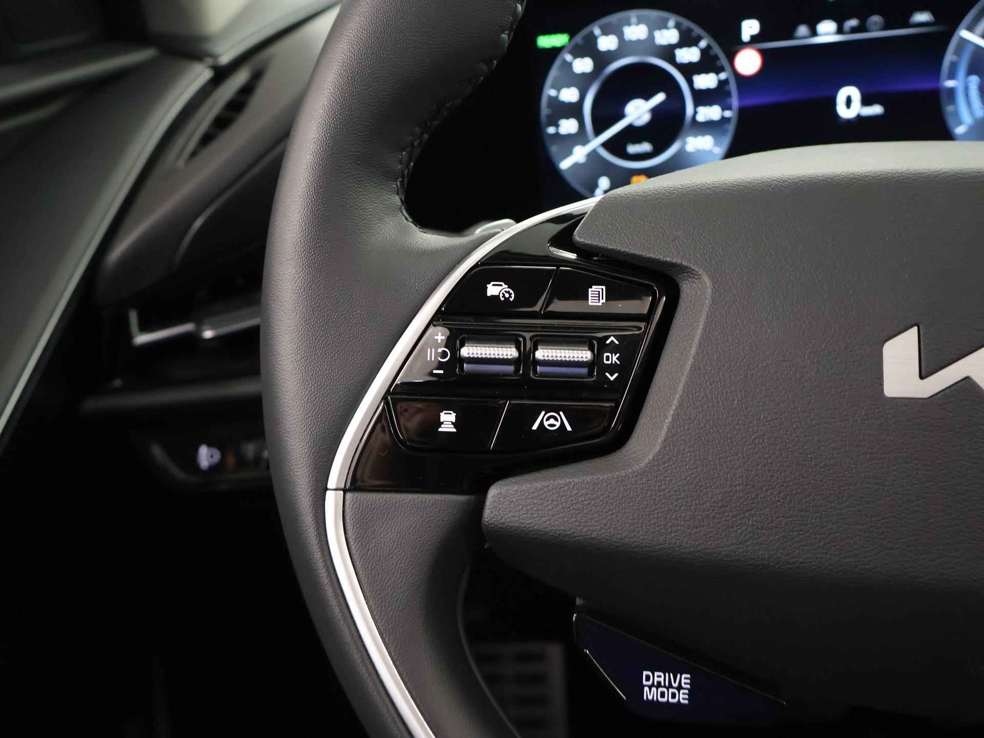 Kia Niro EV ExecutiveLine 64.8 kWh | Navigatie | Dodehoekdetectie | Stoelverwarming | Parkeercamera - 31/40