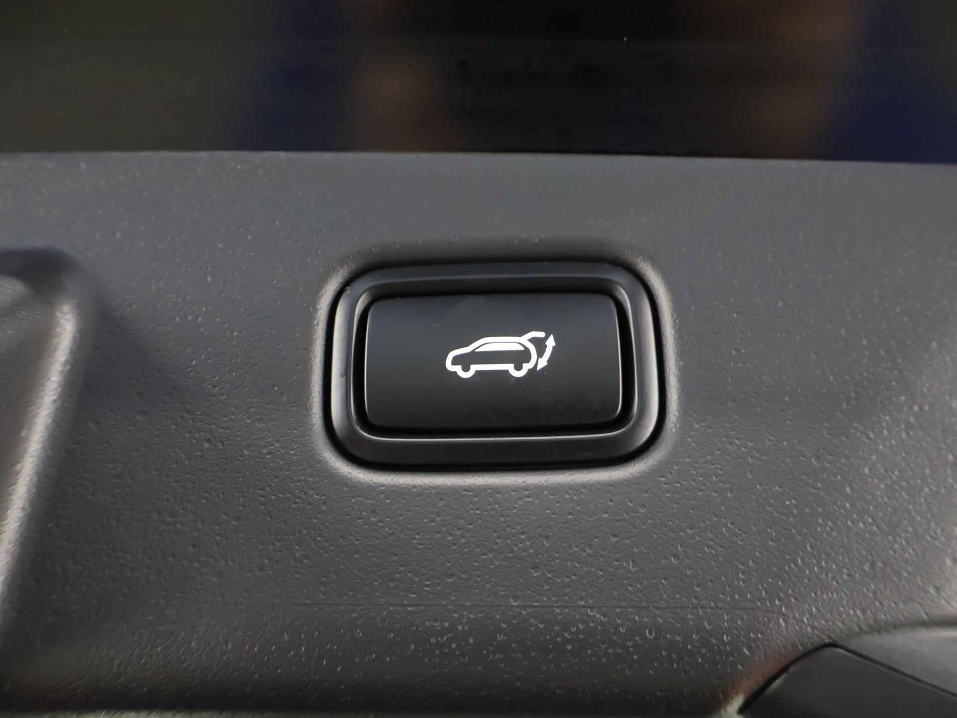 Kia Niro EV ExecutiveLine 64.8 kWh | Navigatie | Dodehoekdetectie | Stoelverwarming | Parkeercamera - 37/40