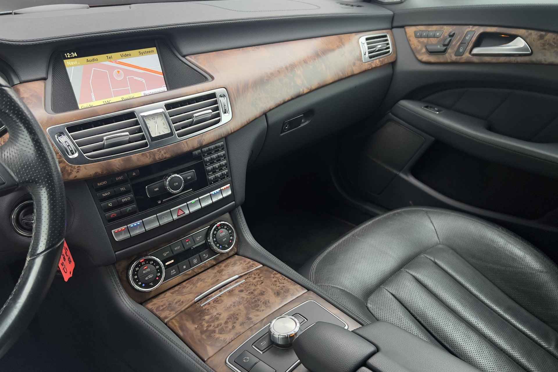 Mercedes-Benz CLS CLS 350 Coupé Automaat | Harman/Kardon Audio | Memory | Stoelventilatie/verwarming | Multicontourstoelen | Comand APS | Keyless-Go | Nachtzichtassistent+ | Sfeerverlichting - 9/28