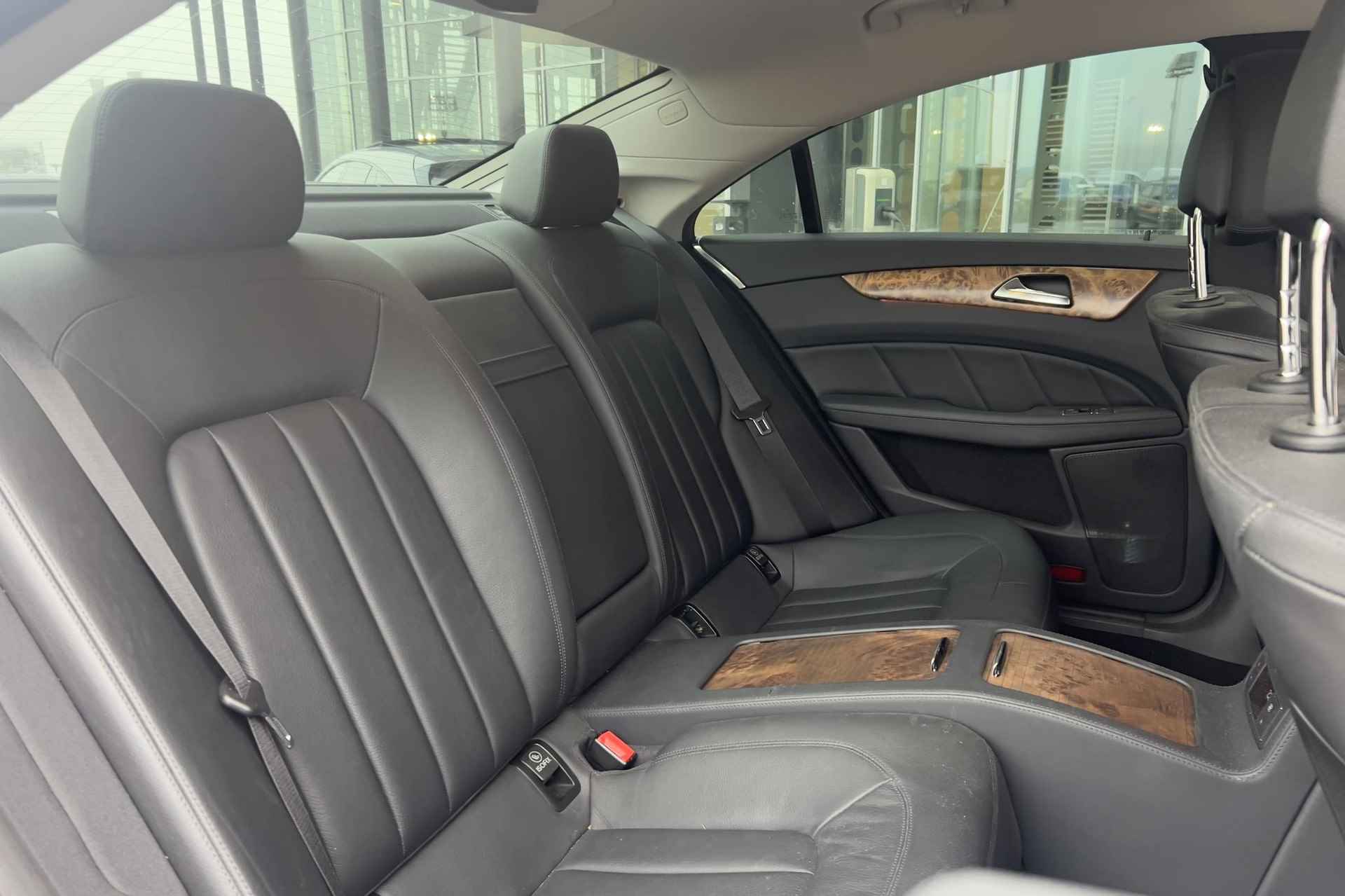 Mercedes-Benz CLS CLS 350 Coupé Automaat | Harman/Kardon Audio | Memory | Stoelventilatie/verwarming | Multicontourstoelen | Comand APS | Keyless-Go | Nachtzichtassistent+ | Sfeerverlichting - 14/28