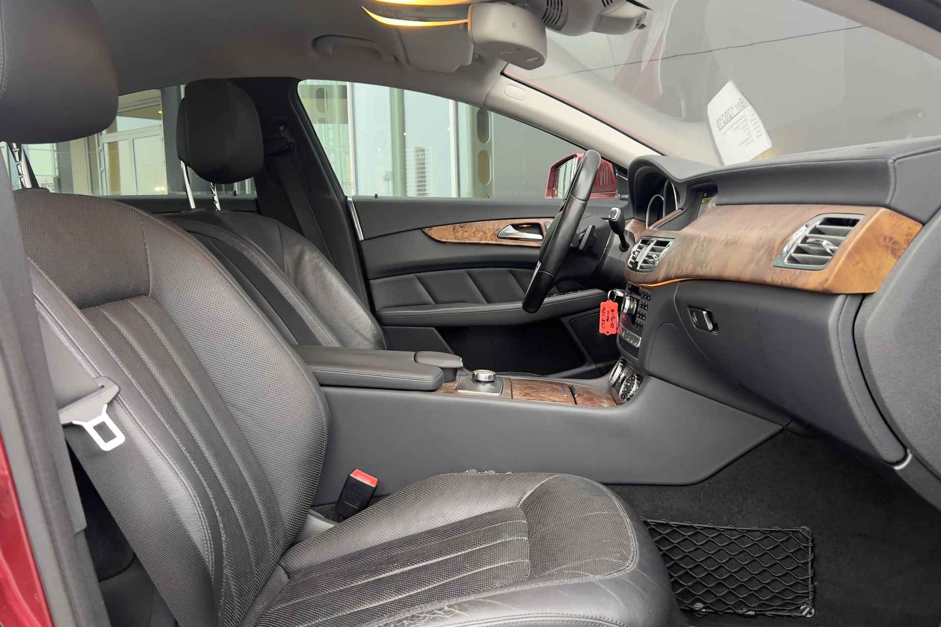 Mercedes-Benz CLS CLS 350 Coupé Automaat | Harman/Kardon Audio | Memory | Stoelventilatie/verwarming | Multicontourstoelen | Comand APS | Keyless-Go | Nachtzichtassistent+ | Sfeerverlichting - 17/28