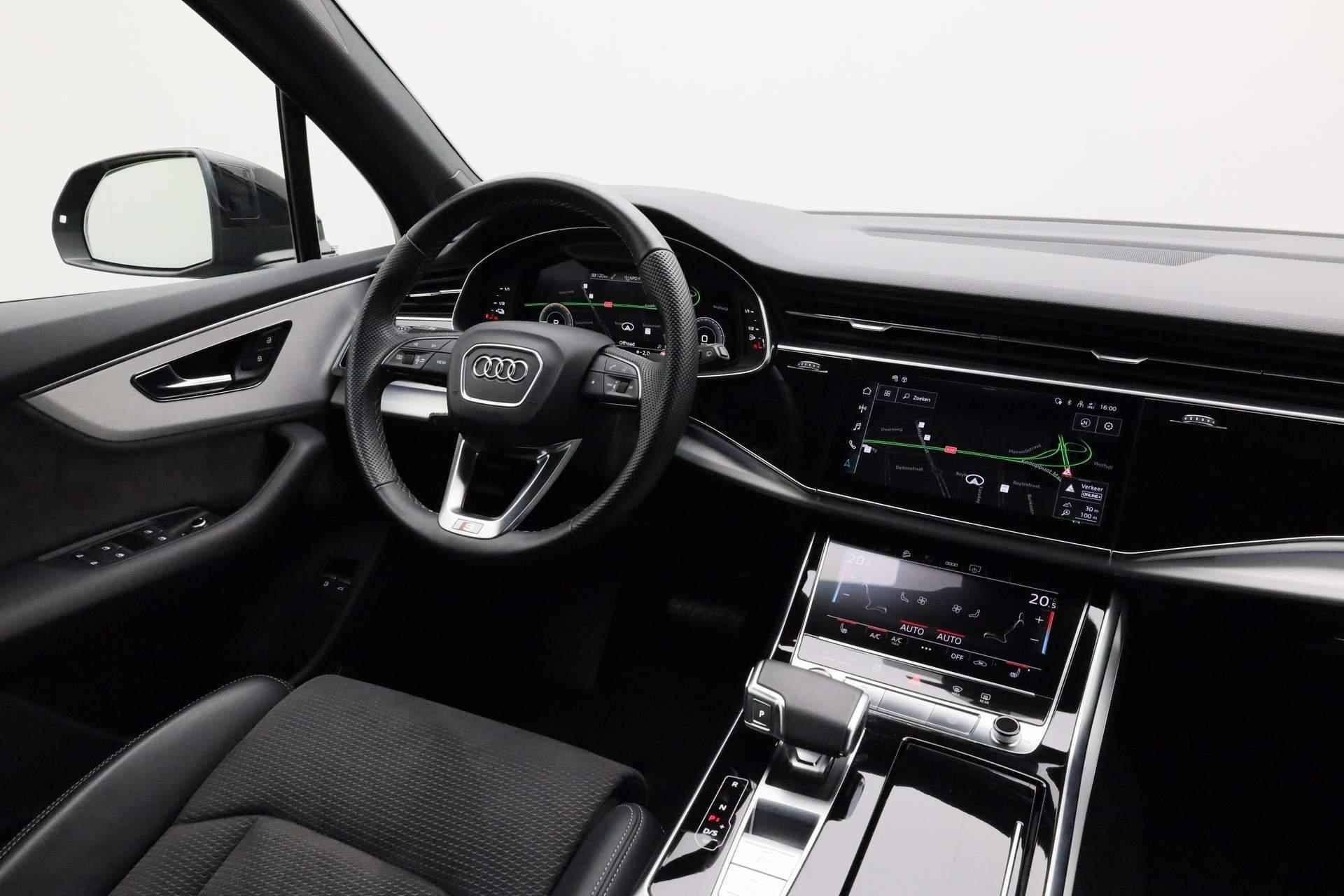Audi Q7 55 TFSI e 381PK tiptronic quattro Pro Line S | Pano | Trekhaak | 22 inch | Matrix LED | B&O | Zwart optiek - 31/49