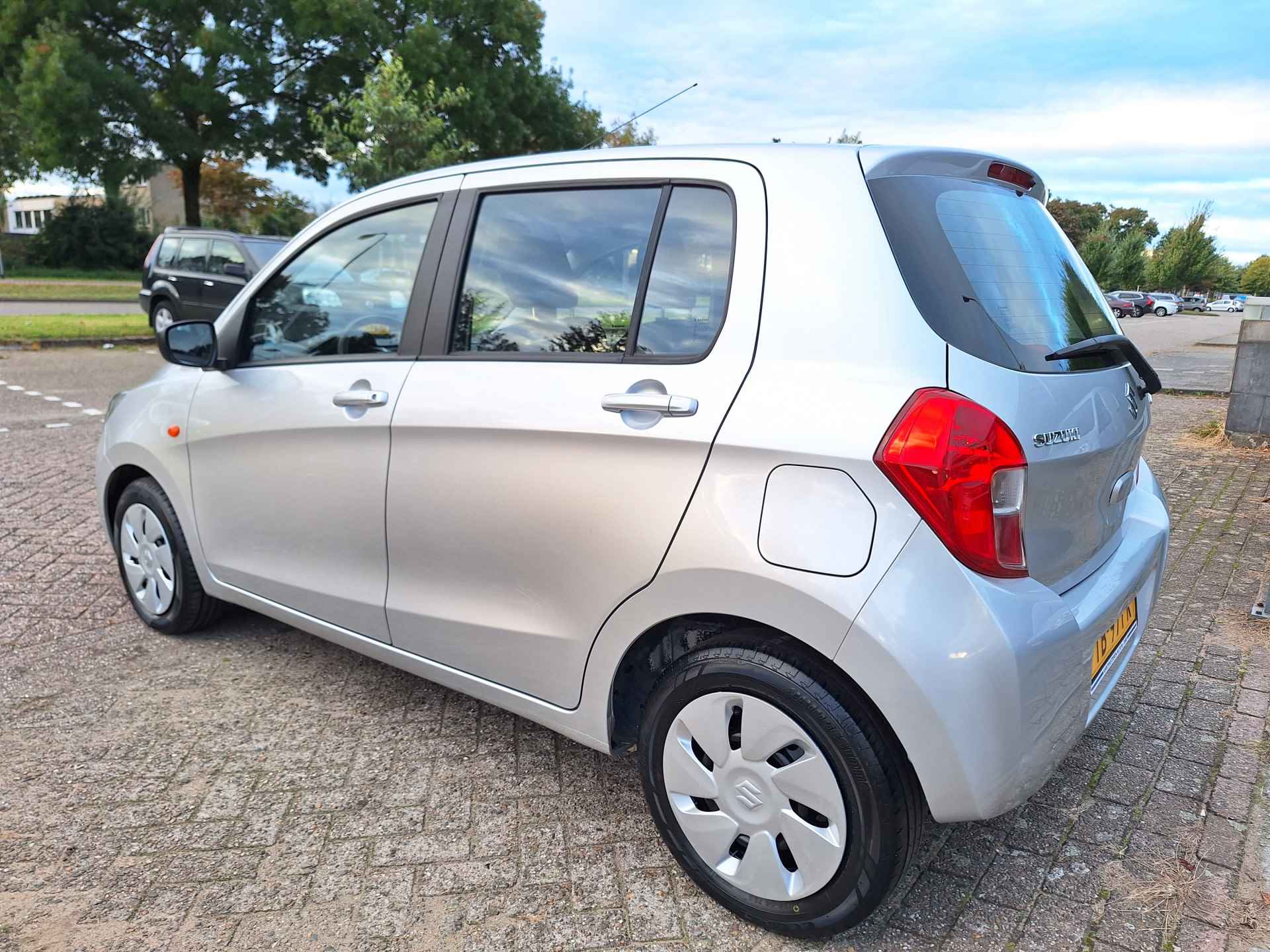 Suzuki Celerio 1.0 Comfort - 3/25