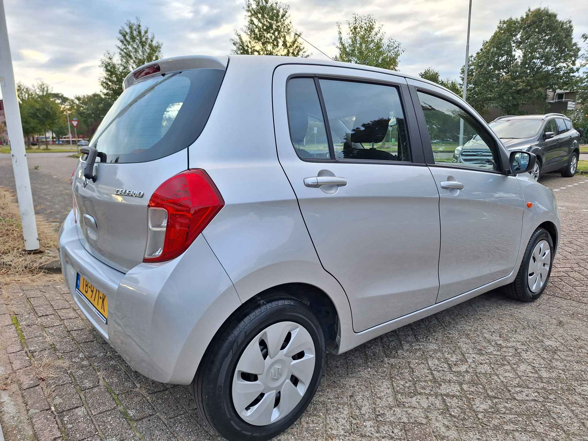 Suzuki Celerio 1.0 Comfort - 4/25