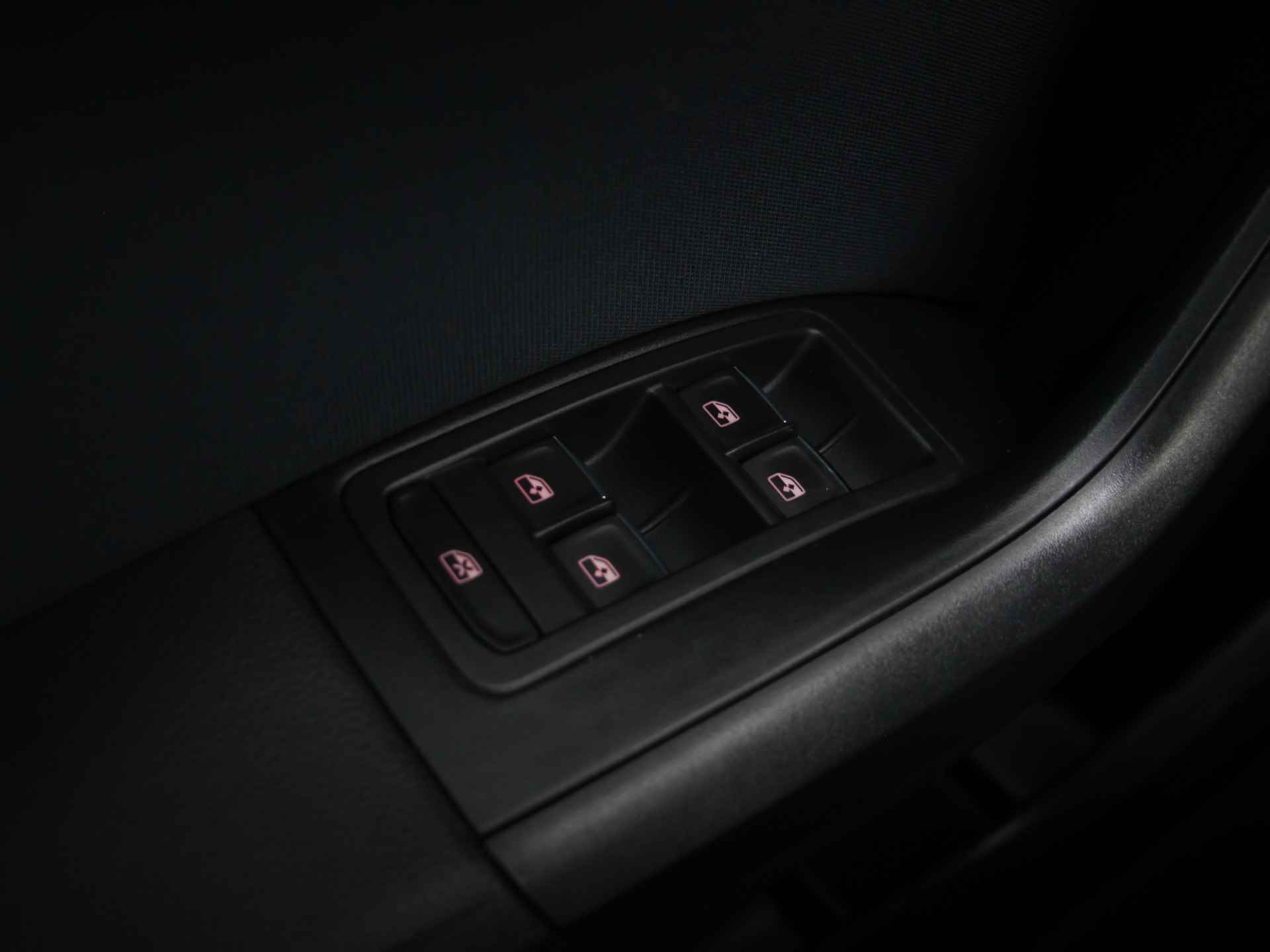 SEAT Ateca 1.6 TDI Style Business Intense Automaat | Climate Control | LED koplampen | - 21/42