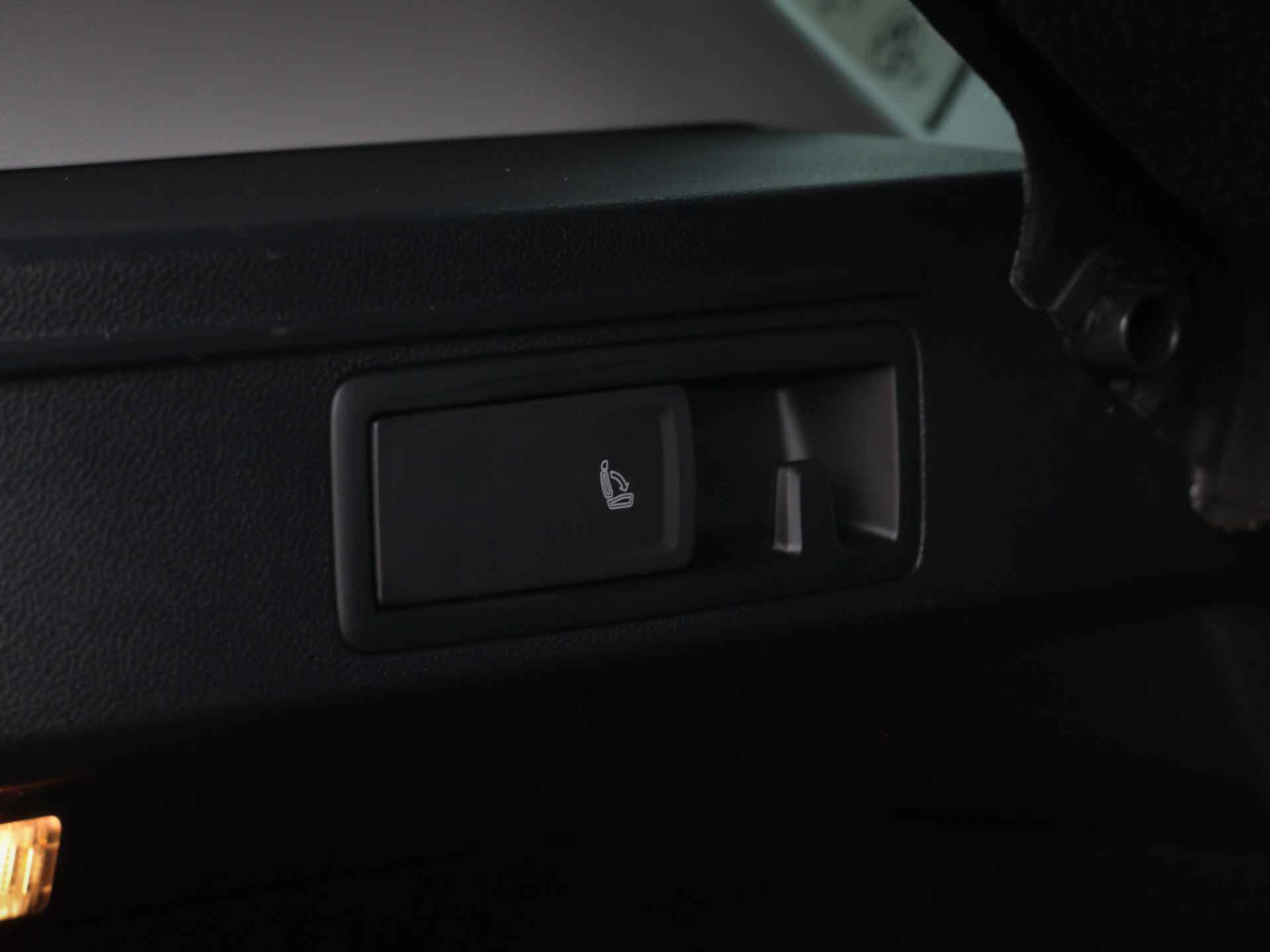SEAT Ateca 1.6 TDI Style Business Intense Automaat | Climate Control | LED koplampen | - 33/42
