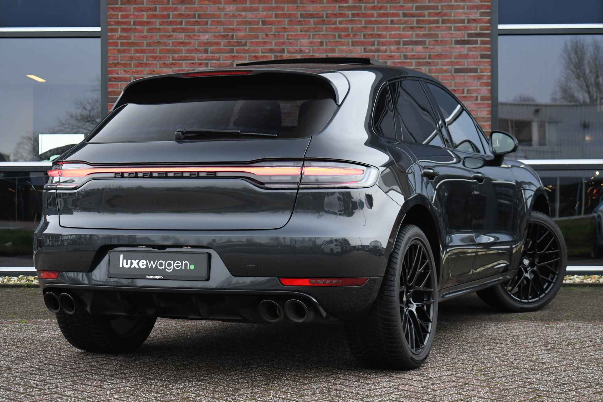 Porsche Macan S 3.0 Pano Luchtv ACC 360 Bose Standk Sportuitlaat SportDesign - 2/90