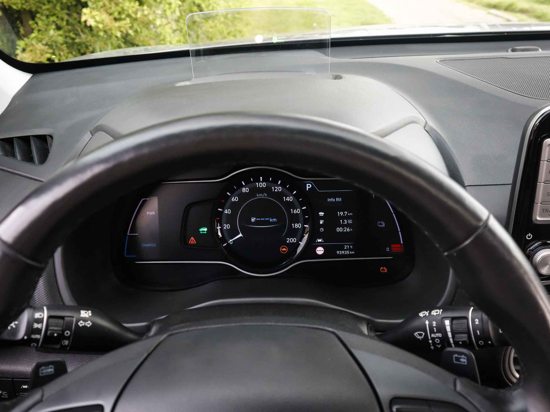 Hyundai KONA EV Premium 64 kWh (204PK) 1e-Eig, Hyundai-Dealer-Onderh, 12-Mnd-BOVAG, NL-Auto, Navigatie-Apple-Carplay/Android-Auto, Adaptive-Cruise-Control, Leer, Keyles-Entry/Start, Stoelverwarming/Ventilatie, Schuifdak, Leer, Premium-Audio, Privacy-Glas, - 9/41