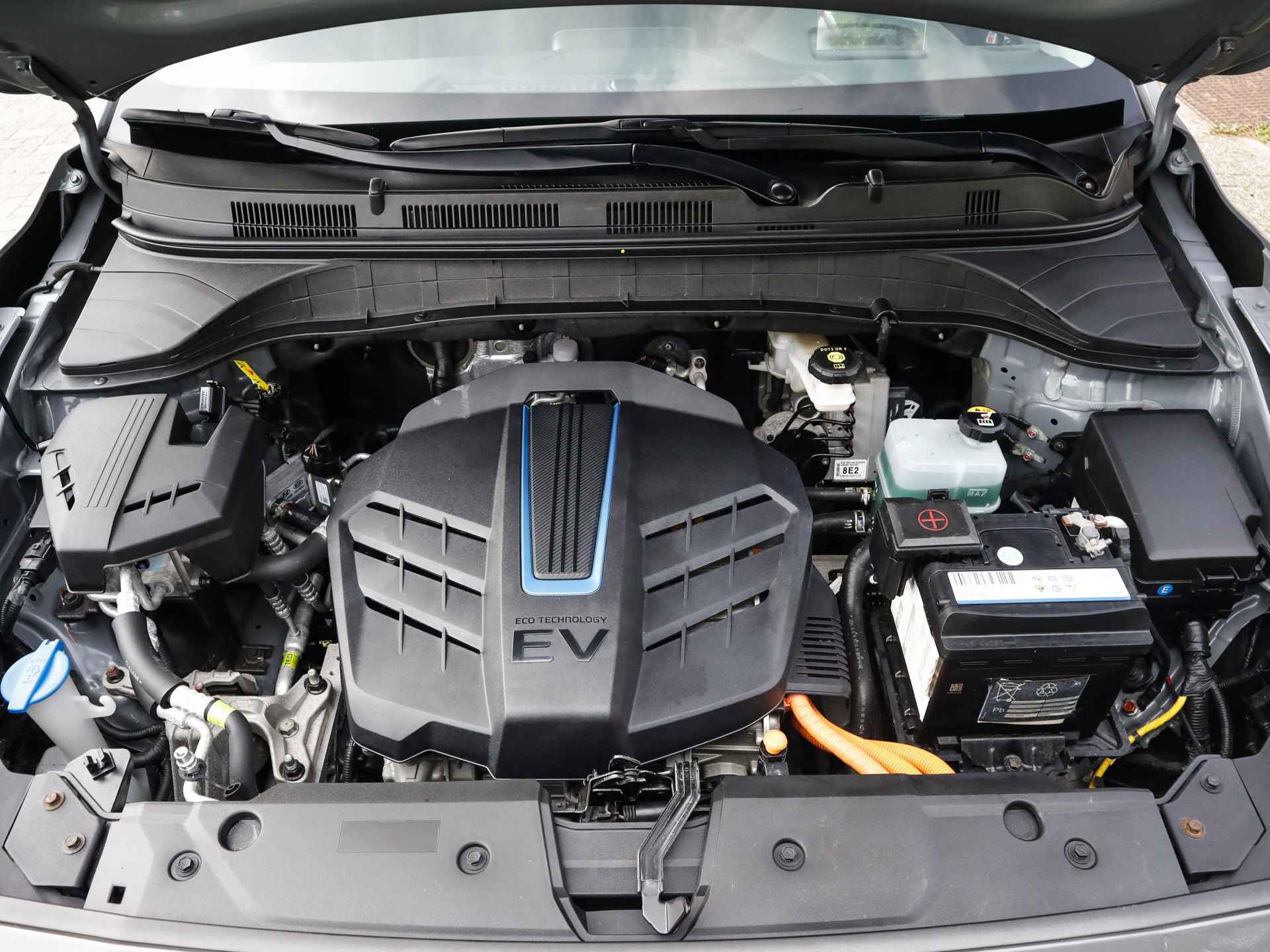 Hyundai KONA EV Premium 64 kWh (204PK) 1e-Eig, Hyundai-Dealer-Onderh, 12-Mnd-BOVAG, NL-Auto, Navigatie-Apple-Carplay/Android-Auto, Adaptive-Cruise-Control, Leer, Keyles-Entry/Start, Stoelverwarming/Ventilatie, Schuifdak, Leer, Premium-Audio, Privacy-Glas, - 20/41