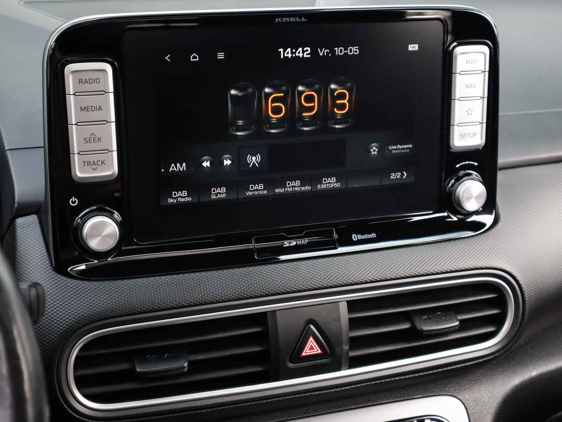 Hyundai KONA EV Premium 64 kWh (204PK) 1e-Eig, Hyundai-Dealer-Onderh, 12-Mnd-BOVAG, NL-Auto, Navigatie-Apple-Carplay/Android-Auto, Adaptive-Cruise-Control, Leer, Keyles-Entry/Start, Stoelverwarming/Ventilatie, Schuifdak, Leer, Premium-Audio, Privacy-Glas, - 31/41