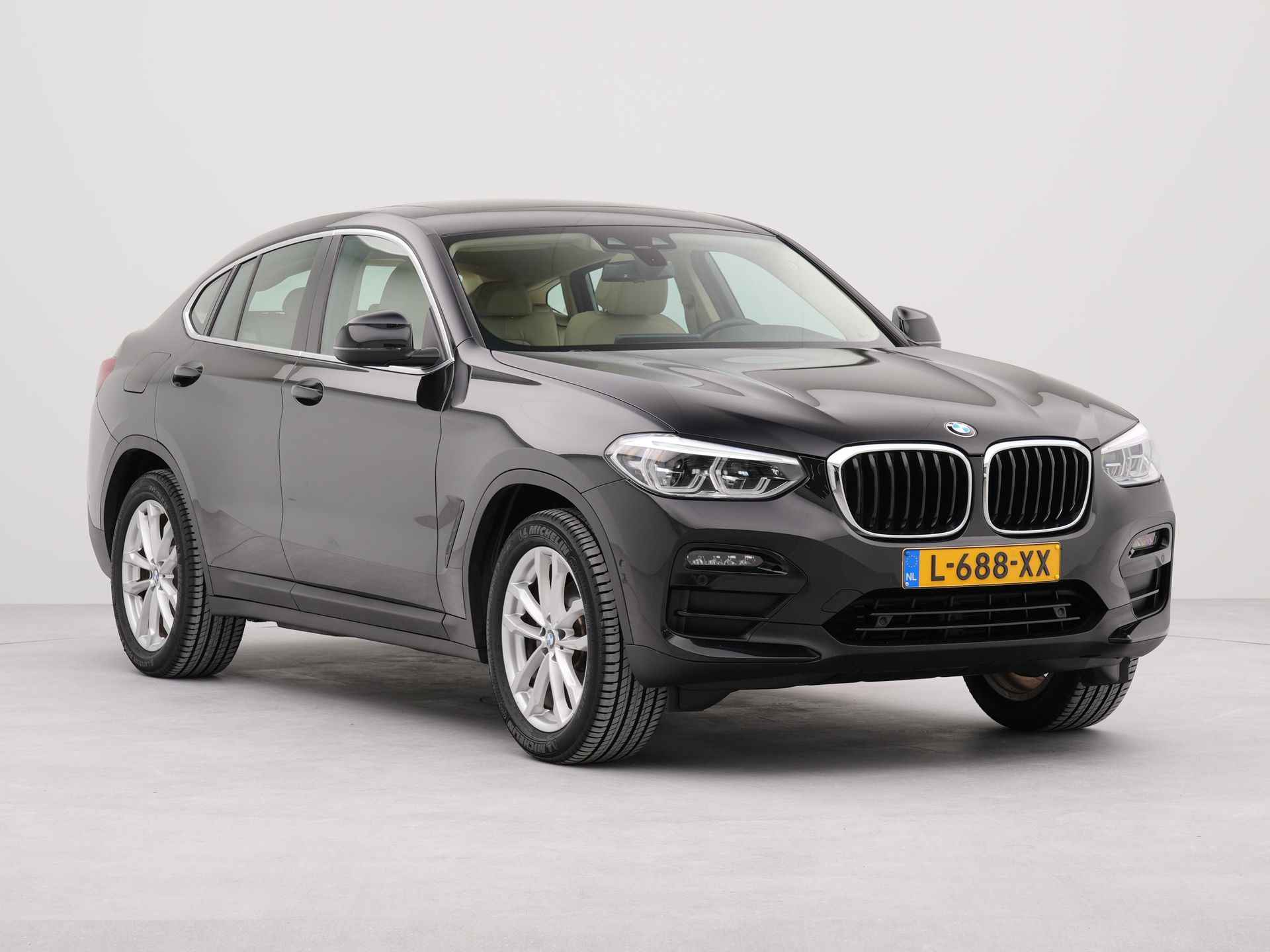 BMW X4 xDrive20i Business Edition Plus 184 pk Automaat | Panoramadak | Leder | Climate Control | - 18/52