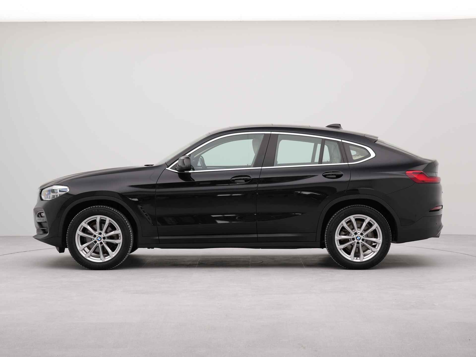 BMW X4 xDrive20i Business Edition Plus 184 pk Automaat | Panoramadak | Leder | Climate Control | - 41/52