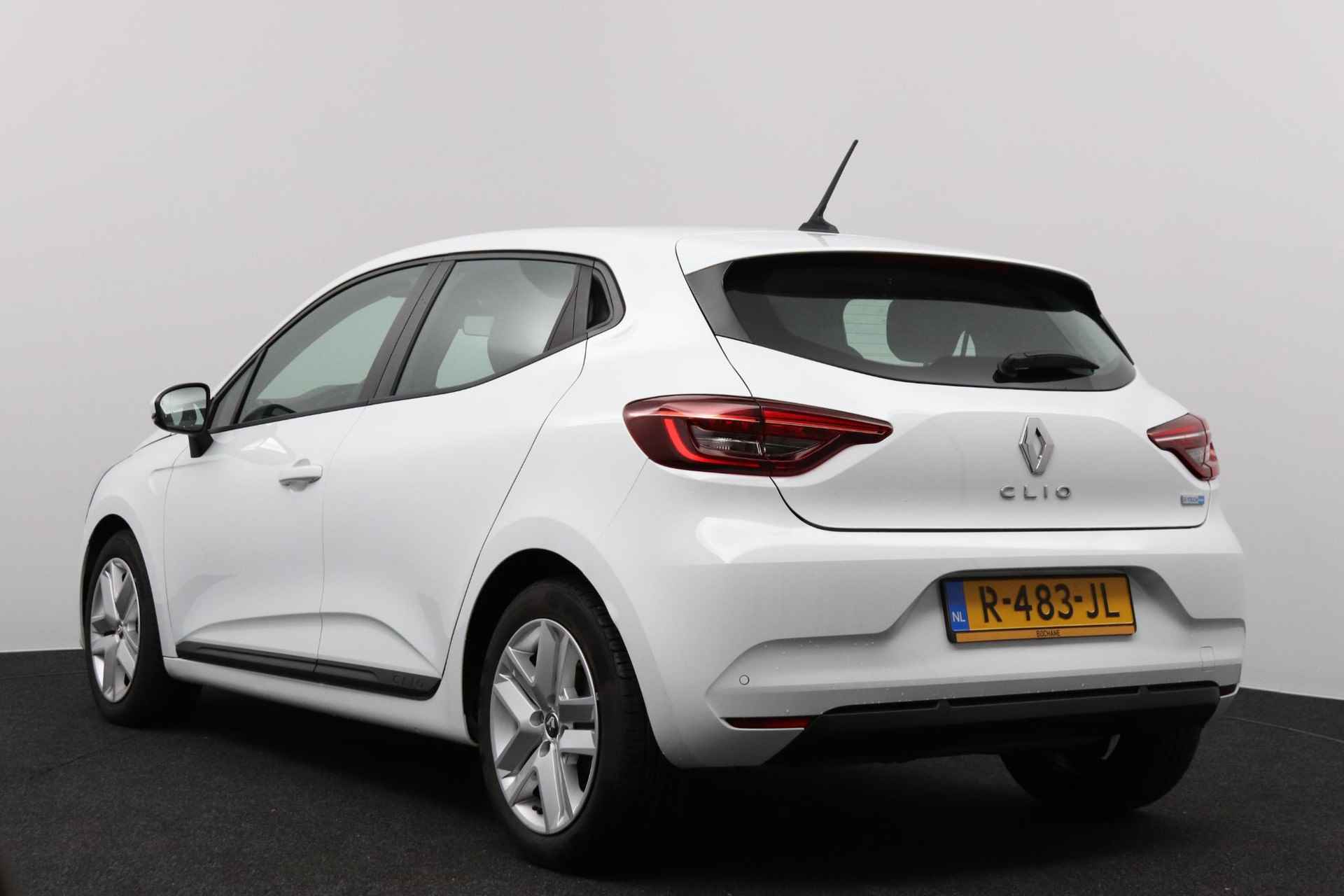 Renault Clio 1.6 E-Tech Hybrid 145 Techno - 3/43