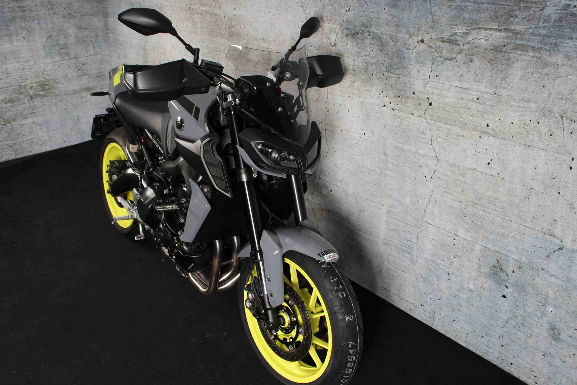 Yamaha MT 09 ABS - 3/24