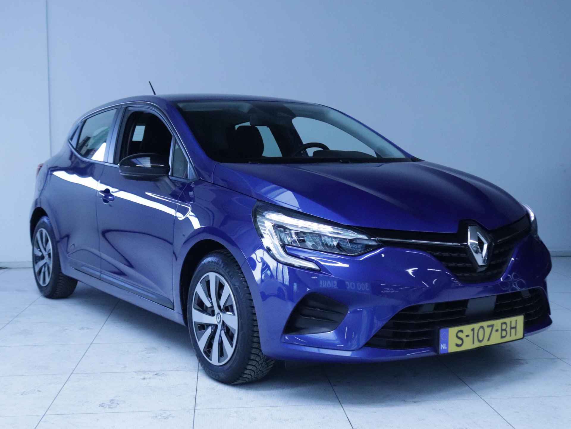 Renault Clio 1.6 E-Tech Hybrid 145 Equilibre Airco/Navi - 8/27