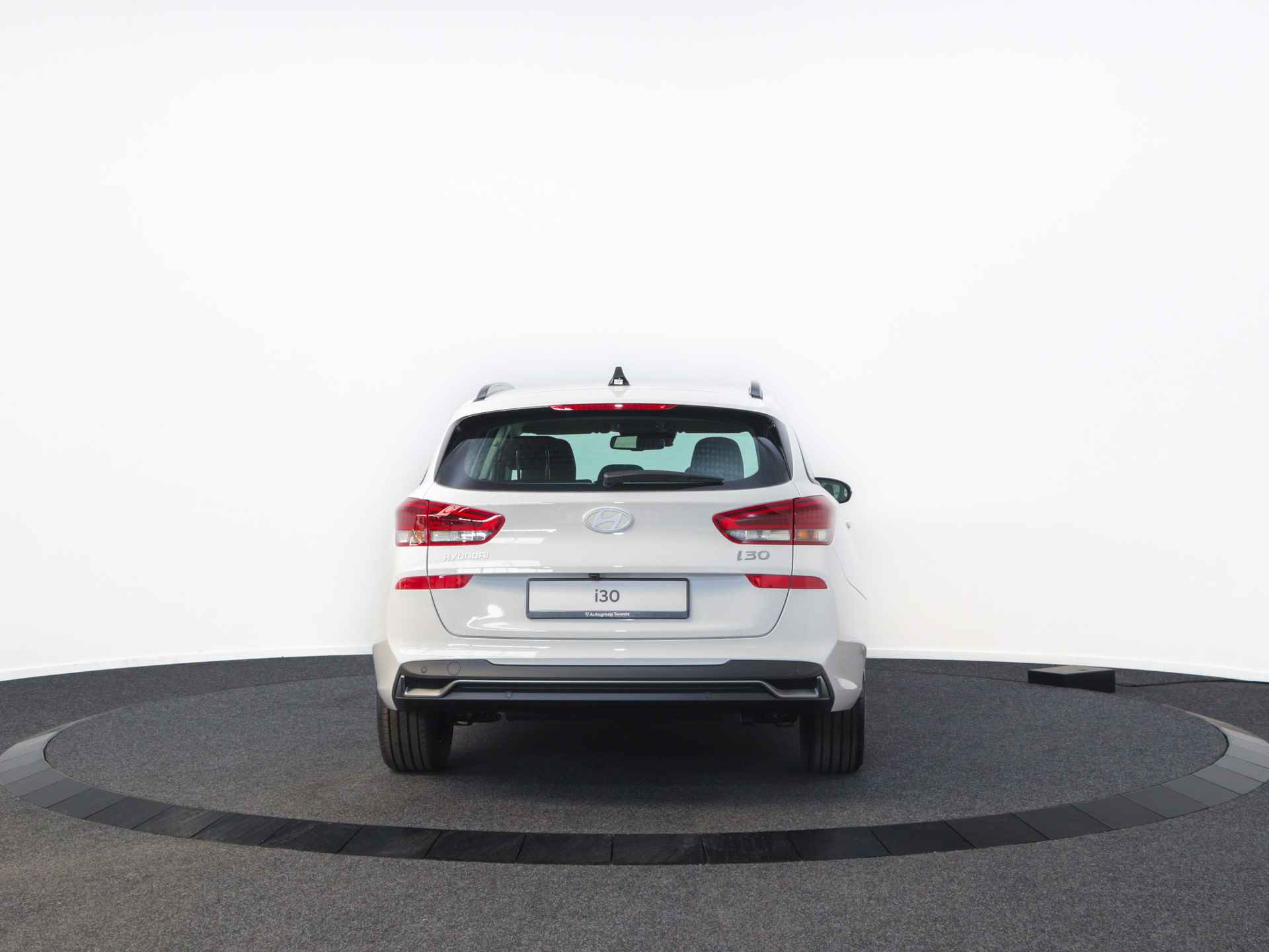 Hyundai i30 Comfort - 8/44