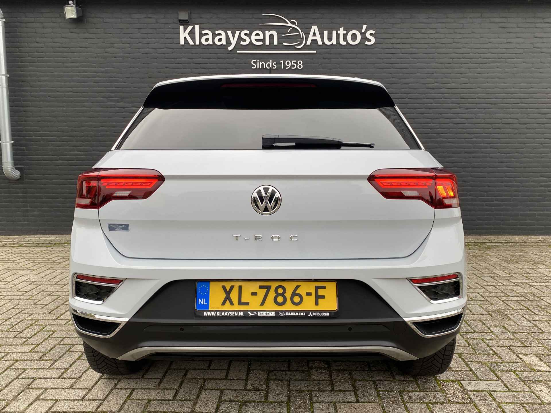 Volkswagen T-Roc 1.5 TSI Sport | 1e eigenaar | dealer onderhouden | panoramadak | apple carplay | wit metallic | digitale cockpit - 7/44