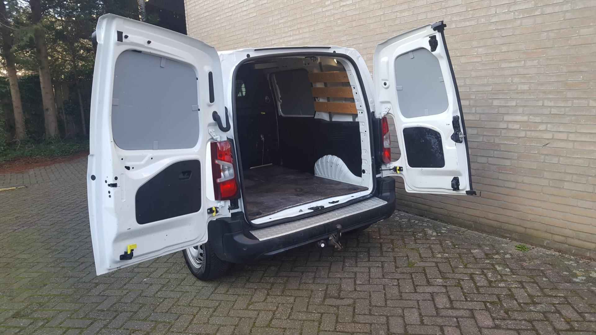 CITROEN Berlingo Van 130pk Diesel / Camera / Trekhaak / Navigatie / Airco / *EURO-6* - 7/31