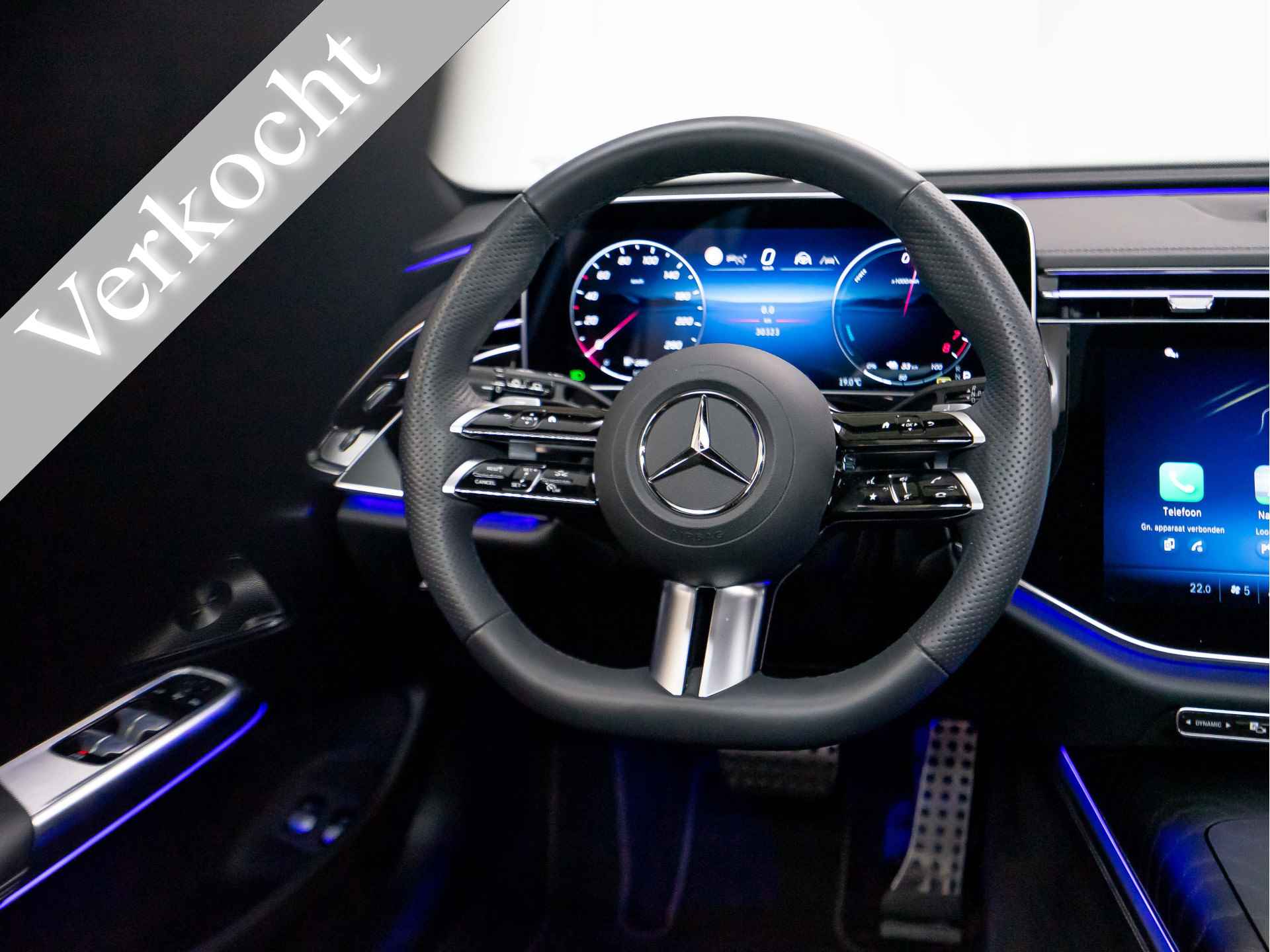 Mercedes-Benz E-Klasse E 300 e AMG Line | Superscreen | AIRMATIC - 31/33