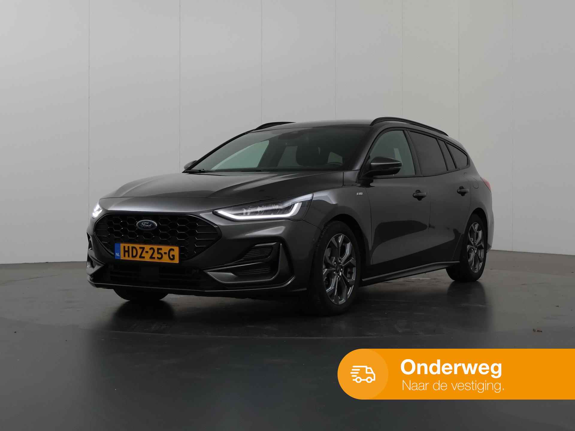 Ford Focus 1.0 EcoBoost Hybrid ST Line | Panoramadak | Parkeercamera | Winterpakket | Cruise Control Adaptief | Dodehoekdetectie | Navigatie | - 40/40