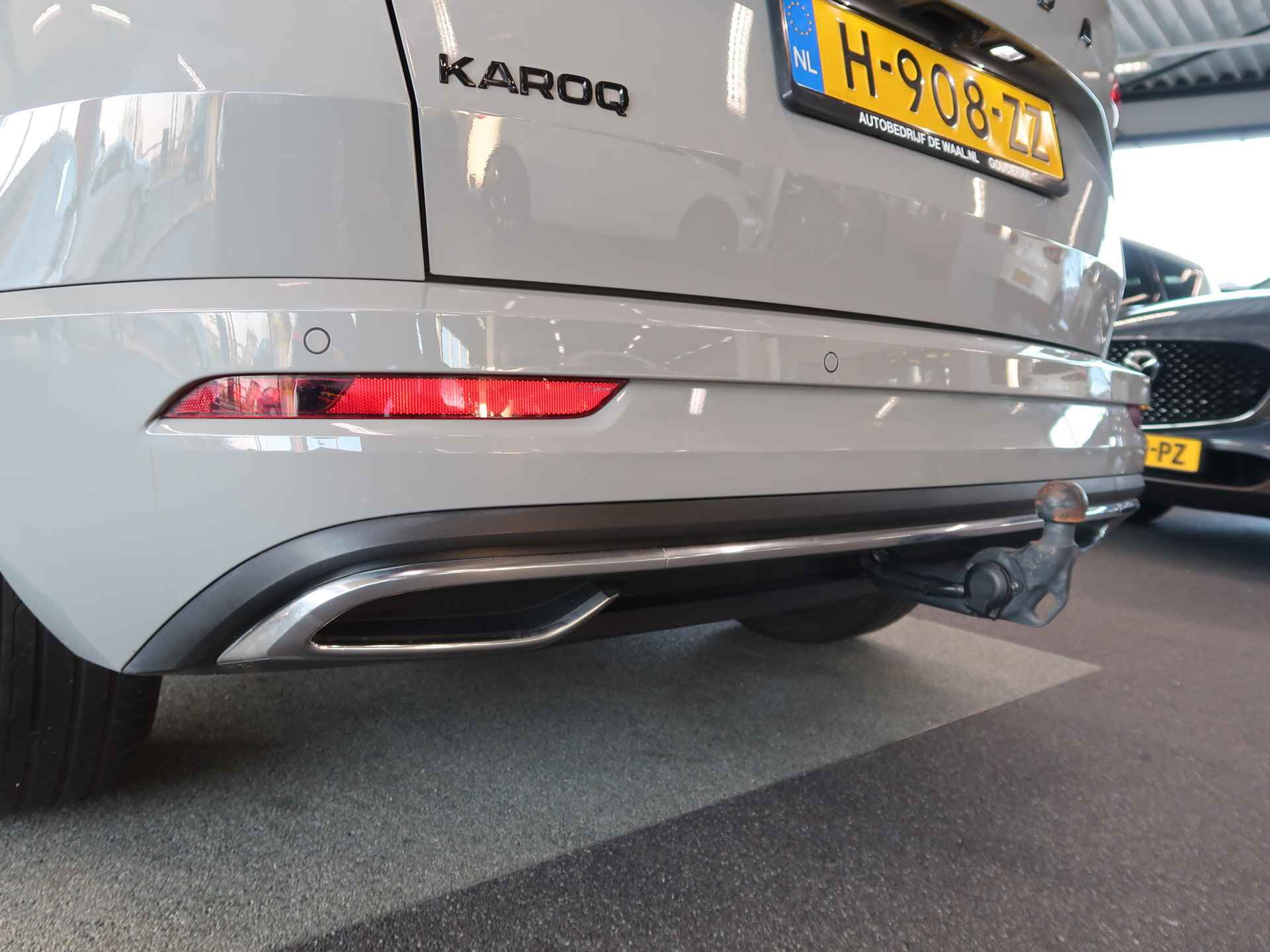 Škoda Karoq 1.5 TSi 150pk DSG Sportline Business SCHUIFDAK/KEYLESS/VIRTUAL/CAMERA/TREKH.WEGKLAPBAAR - 75/105