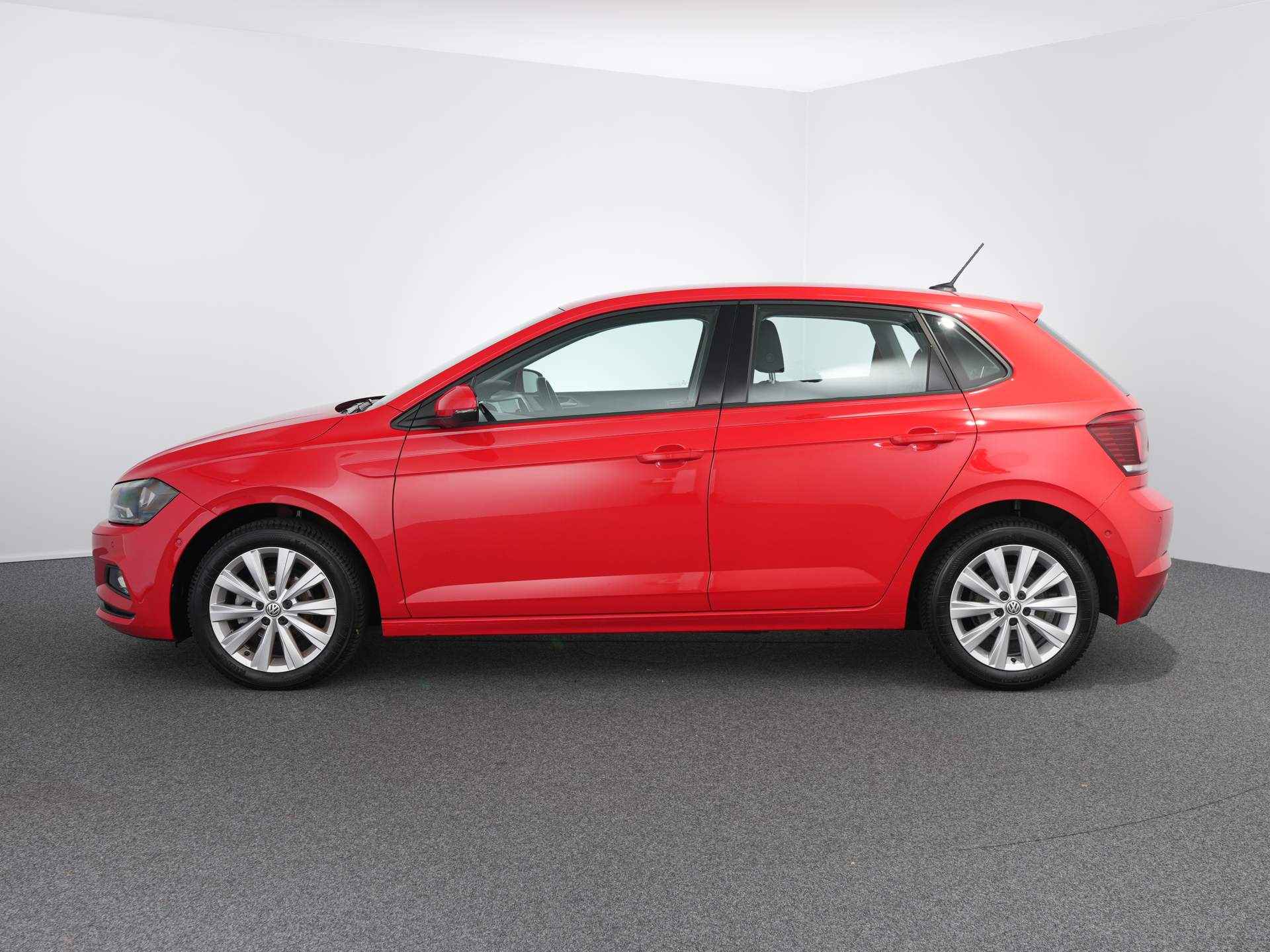 Volkswagen Polo 1.0 TSI Comfortline Business | Automaat | Camera | Navi | Parkeersensoren | - 5/28