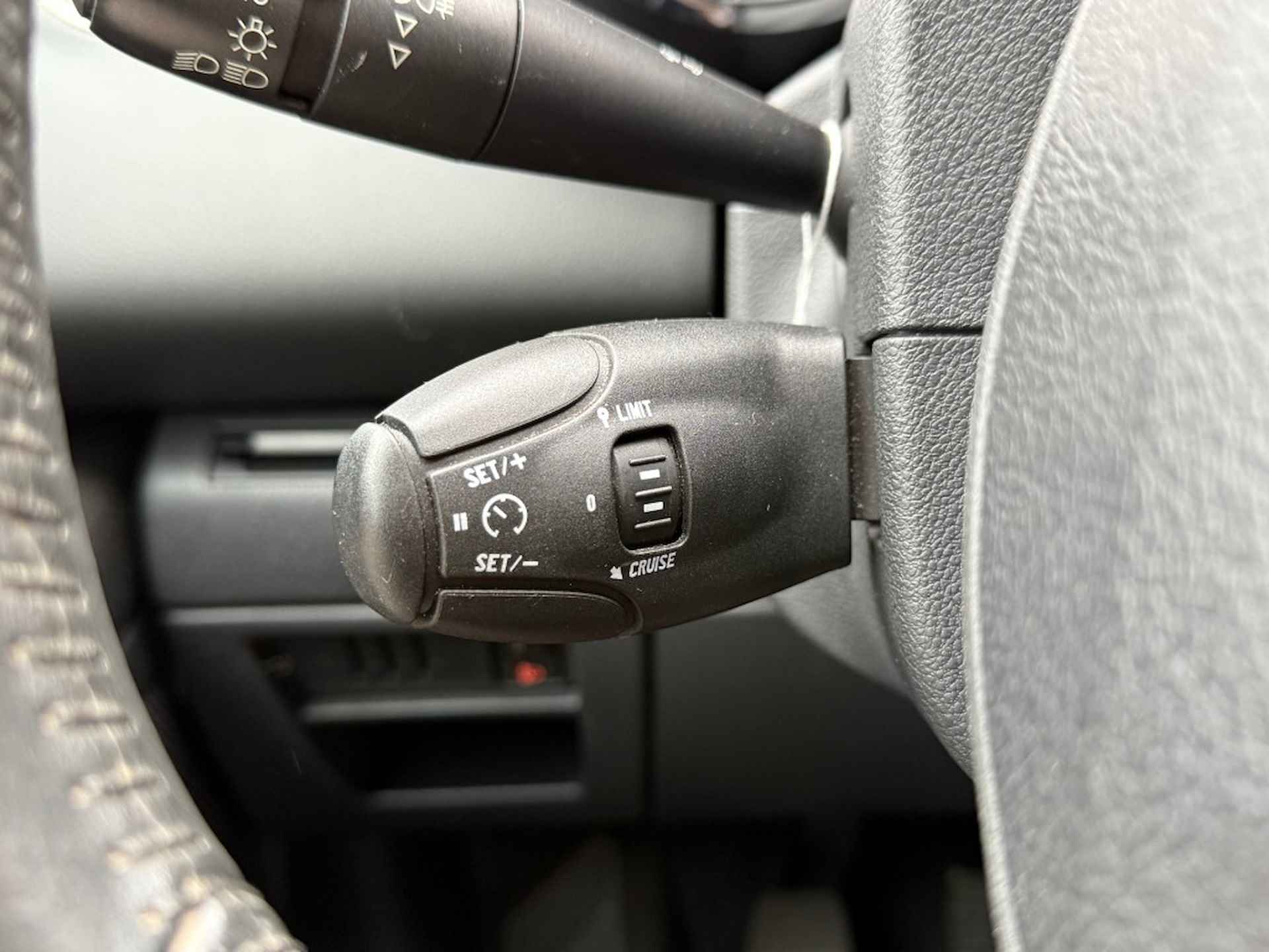 PEUGEOT 3008 1.6 VTI GT HOGE INSTAP EN EEN HOGE ZIT! - 25/34