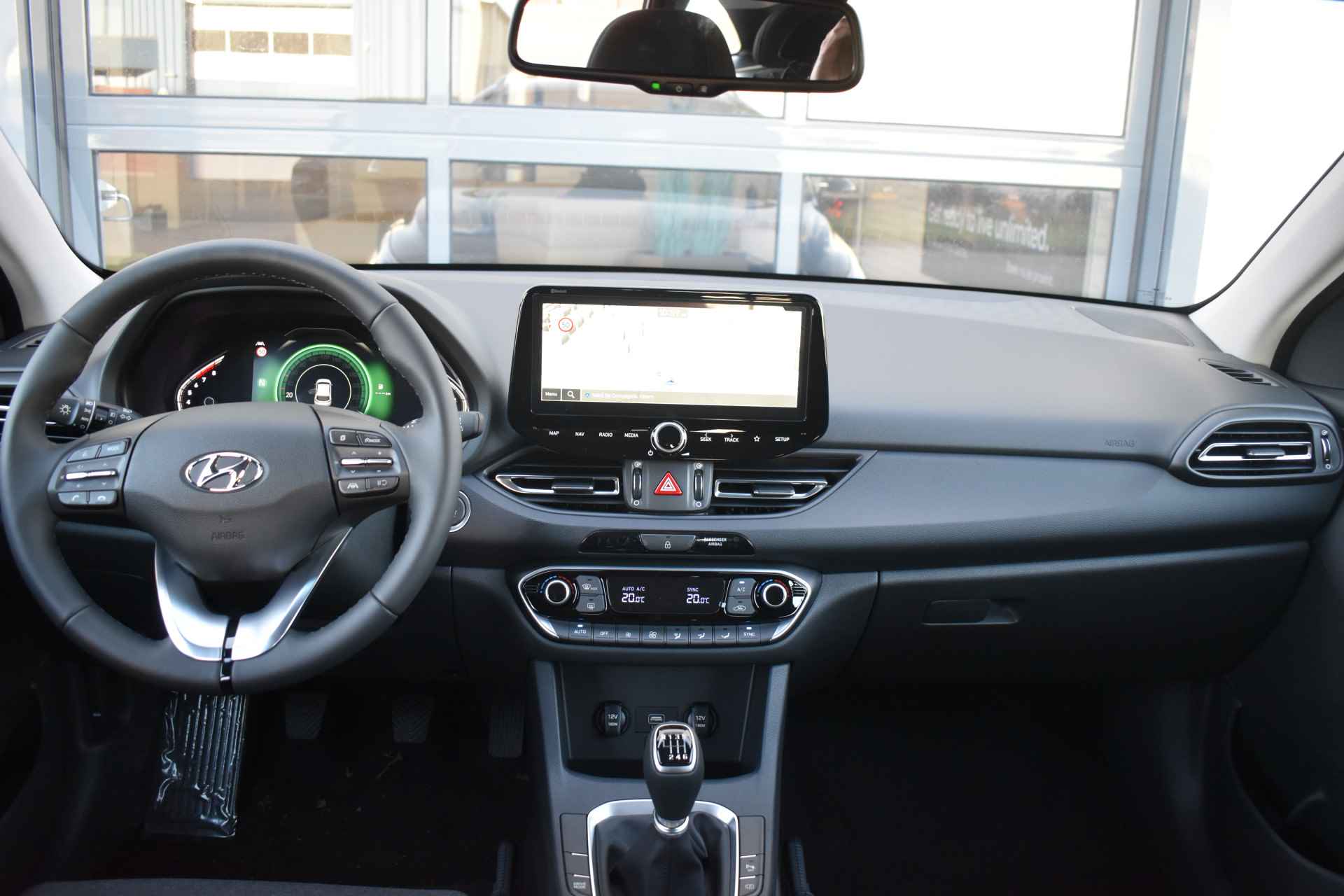 Hyundai i30 Wagon 1.0 T-GDi MHEV Comfort Smart VAN €34.140,- VOOR €31.130,- - 5/26
