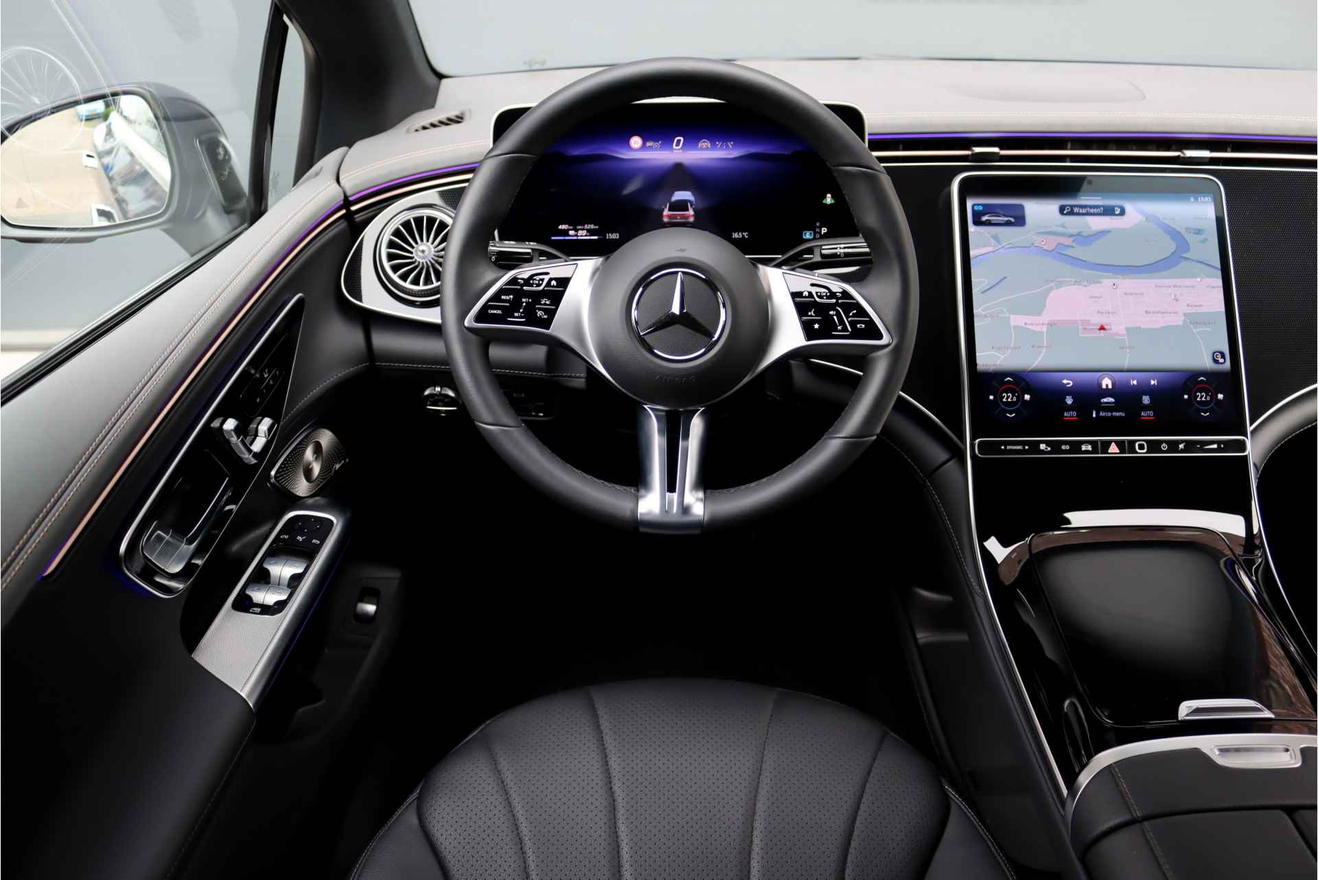 Mercedes-Benz EQE 300 Luxury Line 89 kWh | Distronic+ | Trekhaak | Burmester | Memory | Digital Light | Leder | Surround Camera | Keyless Go | Rijassistentiepakket+ | - 30/45