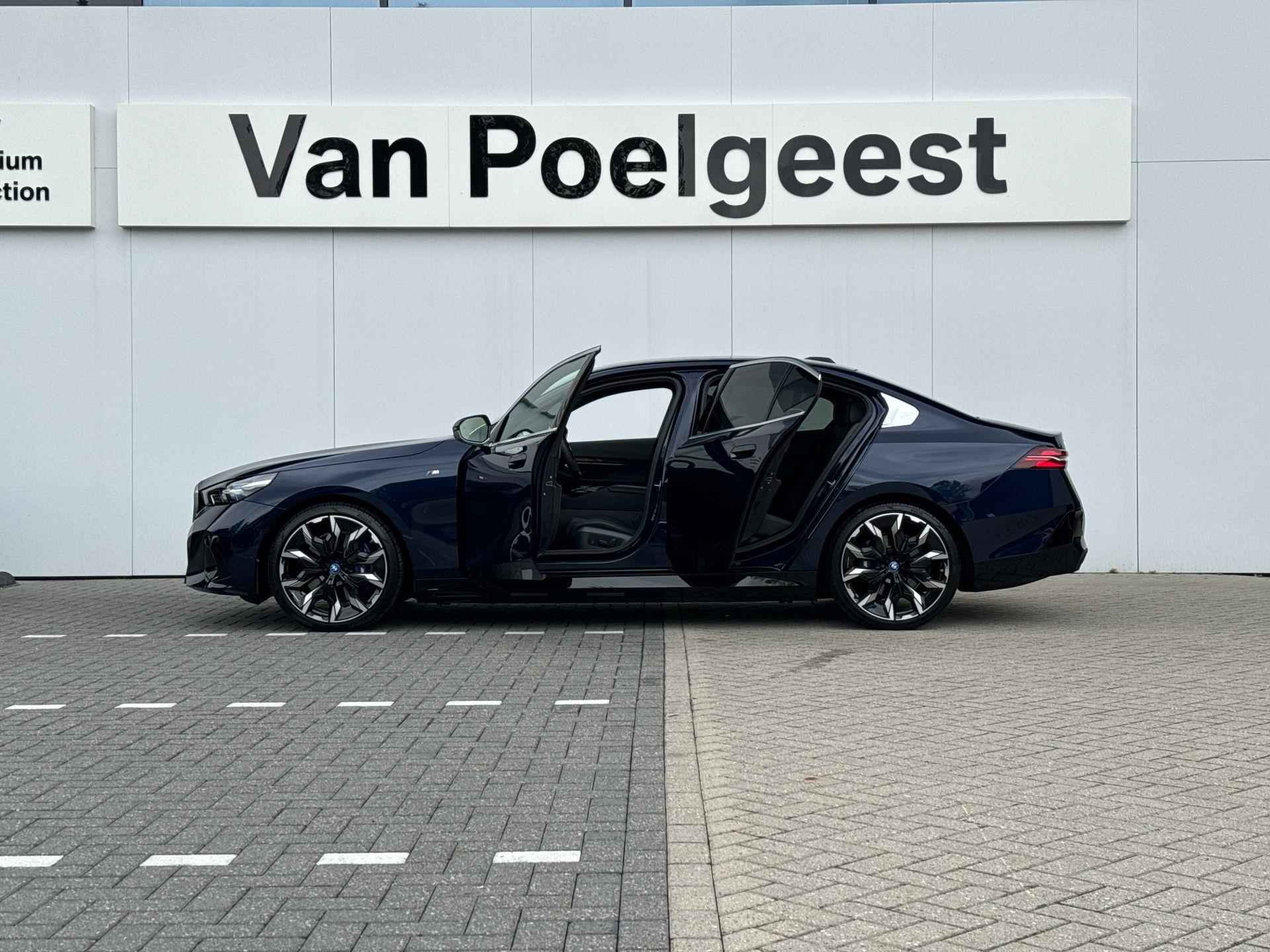 BMW i5 Sedan eDrive40, 250kW - 3/24