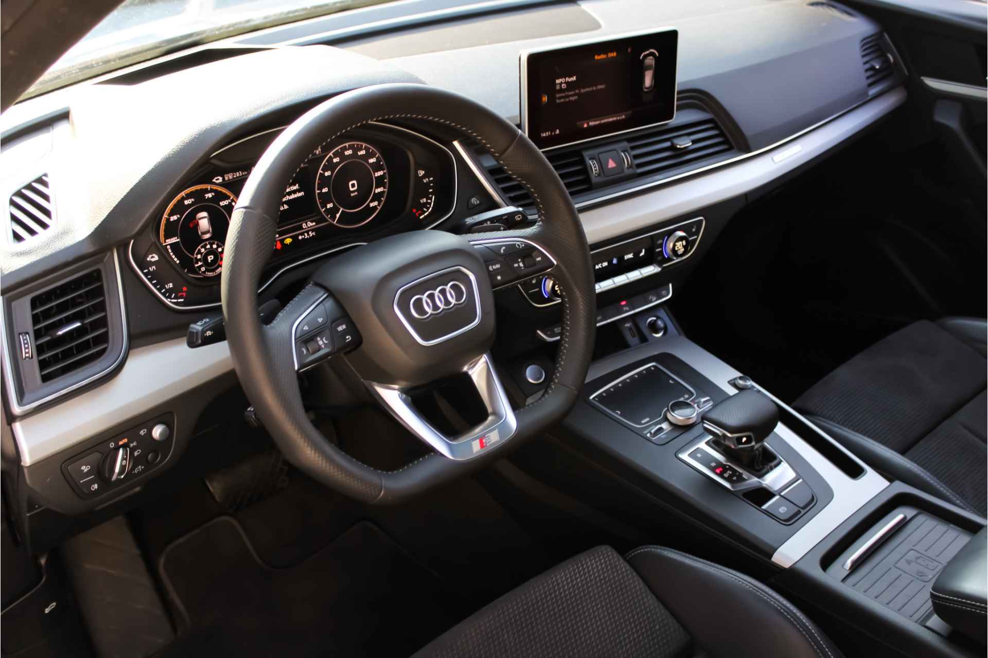 Audi Q5 55TFSIe Quattro S-Edition | VOL! | | Pano | Sfeer | B&O - 3/40