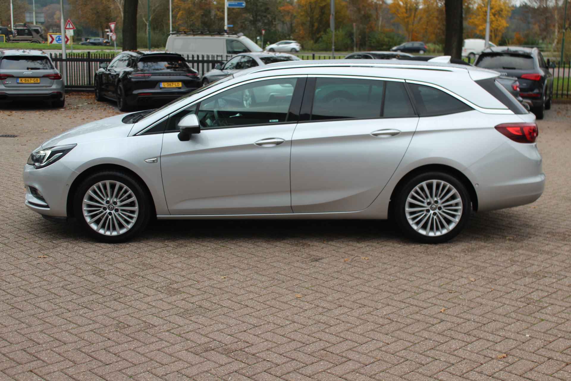 Opel Astra Sports Tourer 1.6 CDTI Innovation / Camera / Navigatie / 17'' / Keyless / Dodehoek / Cruise Control - 7/39