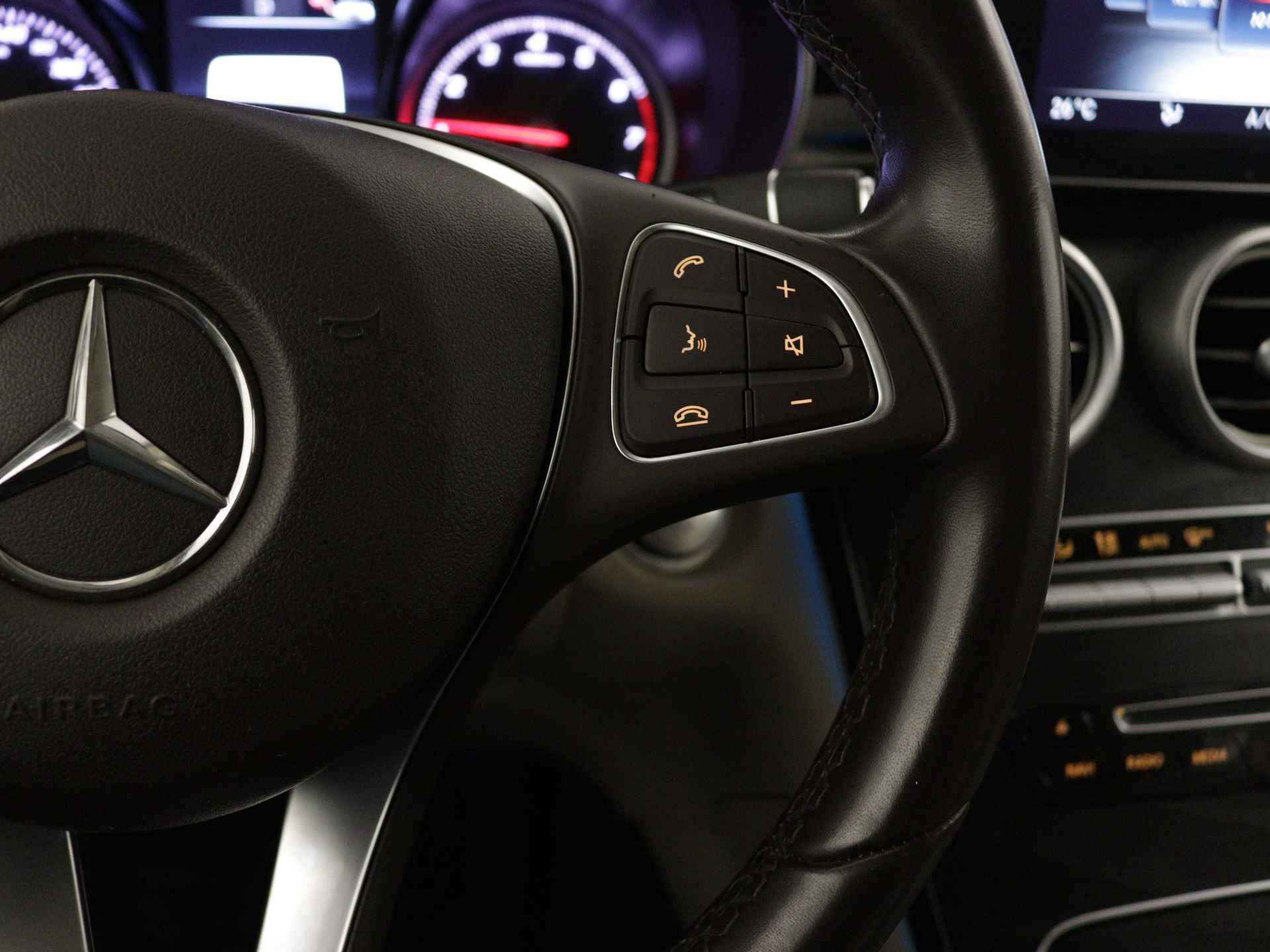 Mercedes-Benz GLC 350e 4-MATIC Exclusive | Trekhaak | Beige Leder | Burmester Sound | 360gr Camera | Sfeerverlichting | LED | Inclusief 12 Maanden Garantie - 20/41