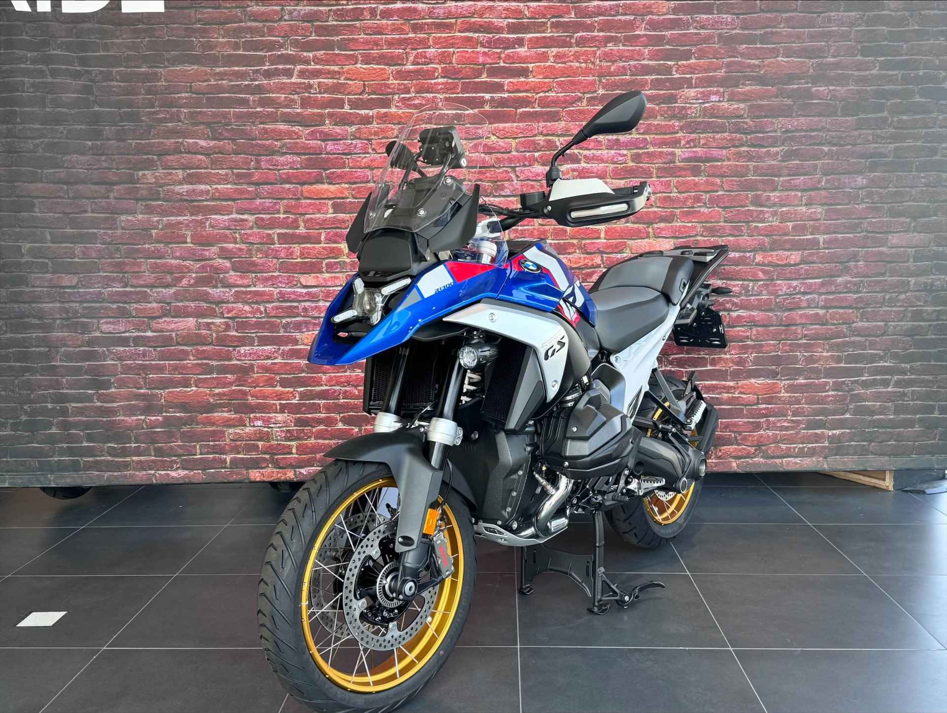 BMW R 1300 GS Trophy - 2/11