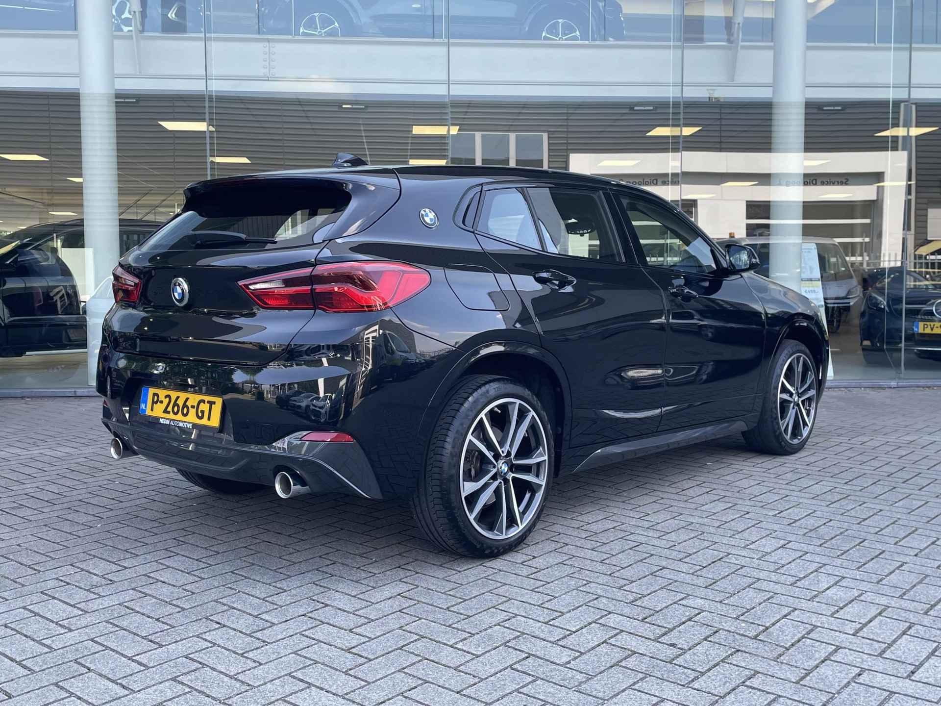 BMW X2 sDrive20i High Executive NAV | ECC | Camera | M-Sport Pakket! | HUD - 5/35