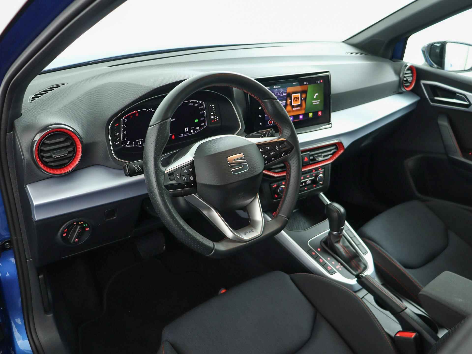 SEAT Arona 1.0 TSI 110 PK DSG FR | Parkeerhulp | Navigatie | Apple CarPlay | LED | Cruise Control | DAB | Stoelverwarming | - 3/49