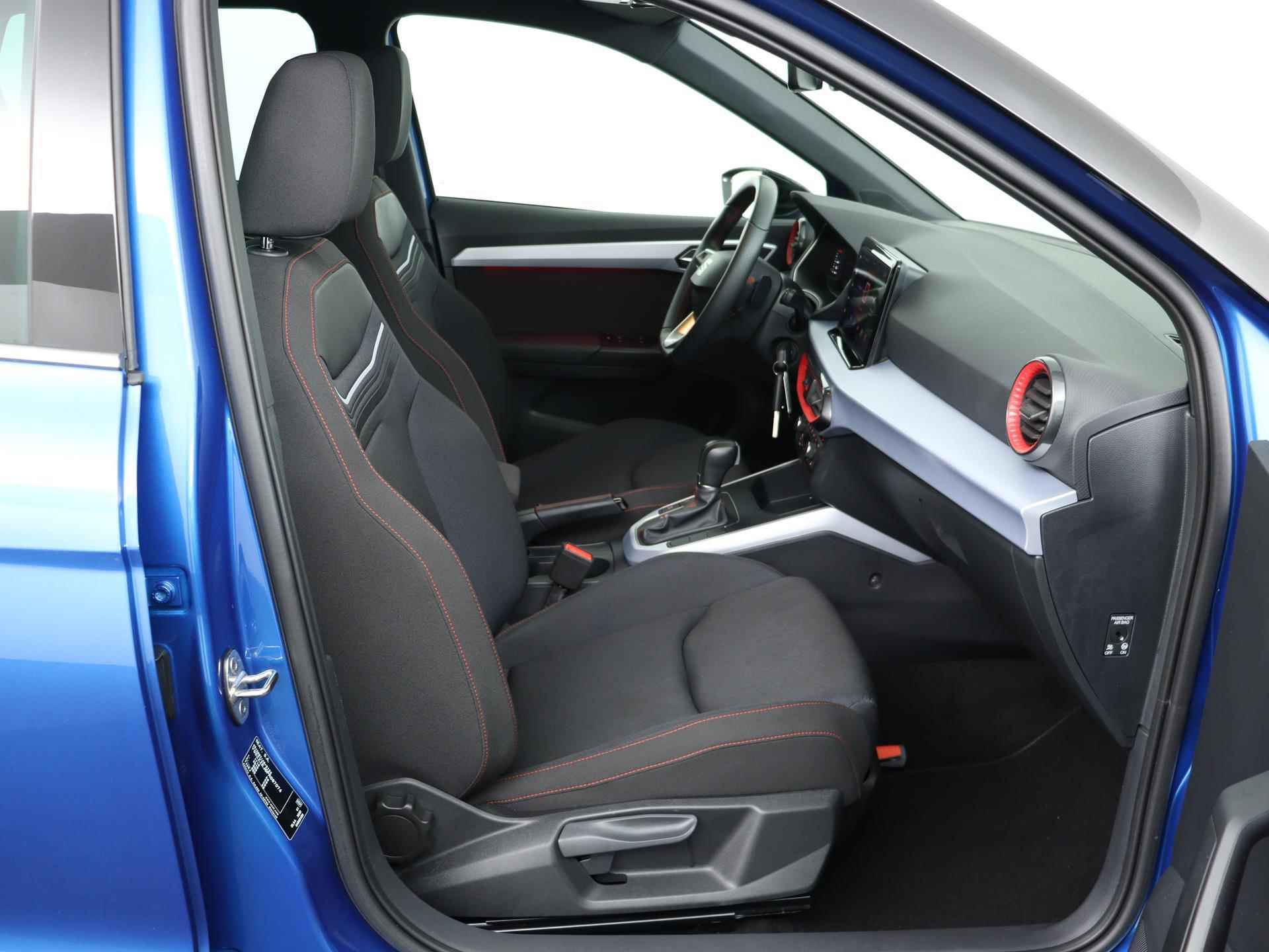 SEAT Arona 1.0 TSI 110 PK DSG FR | Parkeerhulp | Navigatie | Apple CarPlay | LED | Cruise Control | DAB | Stoelverwarming | - 19/49