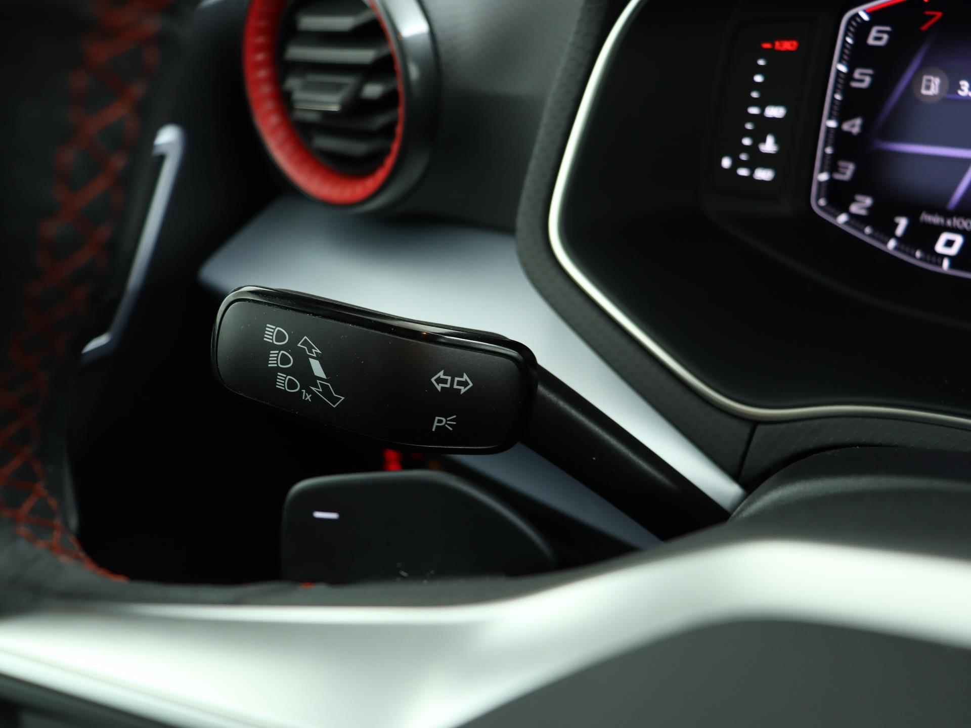 SEAT Arona 1.0 TSI 110 PK DSG FR | Parkeerhulp | Navigatie | Apple CarPlay | LED | Cruise Control | DAB | Stoelverwarming | - 29/49