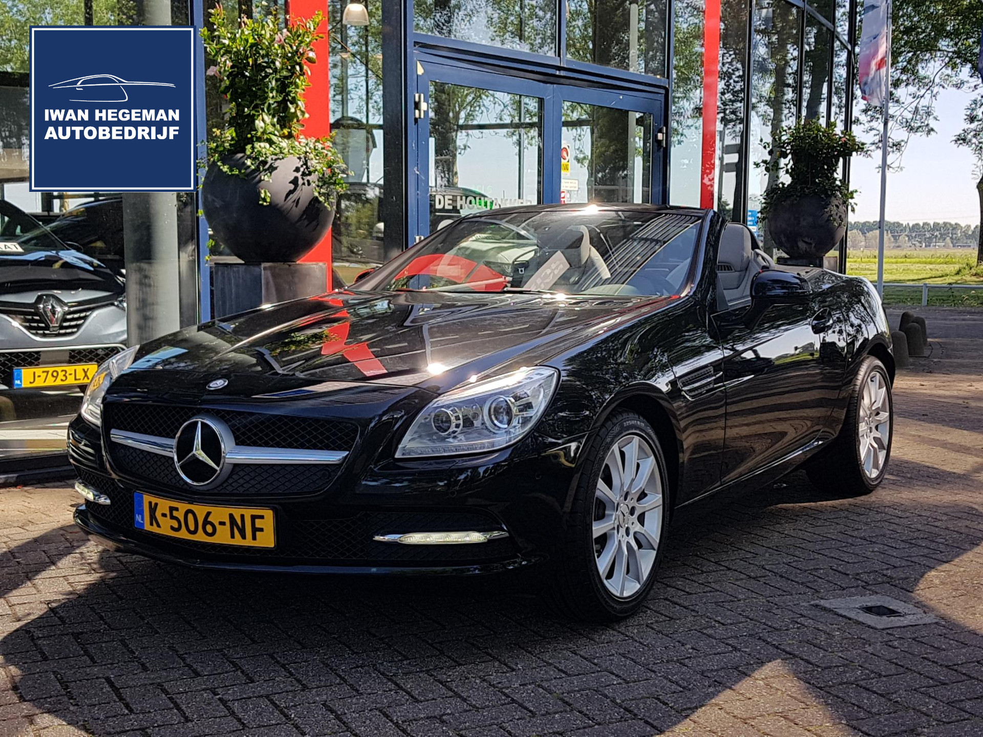 Mercedes-Benz SLK-klasse 200 AUTOMAAT | Panodak | Airco | Leer | Navi | PDC | LM Velgen