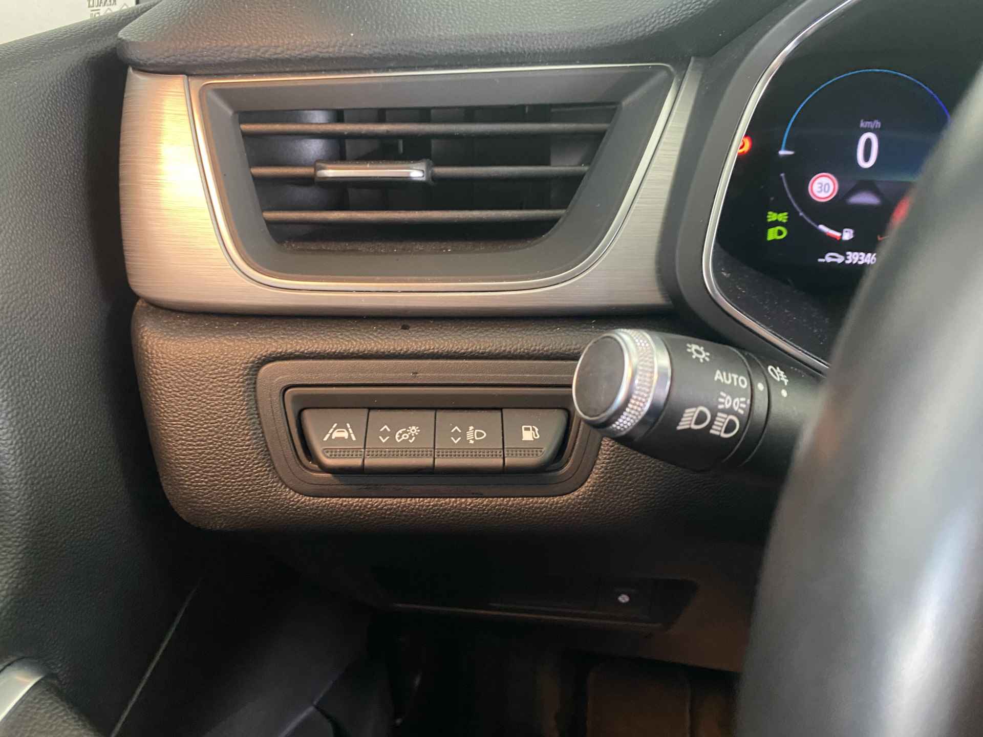 Renault Captur 1.6 E-Tech Plug-in Hybrid 160 Edition One | Automaat | Apple-CarPlay | Navi | Bluetooth | - 34/45