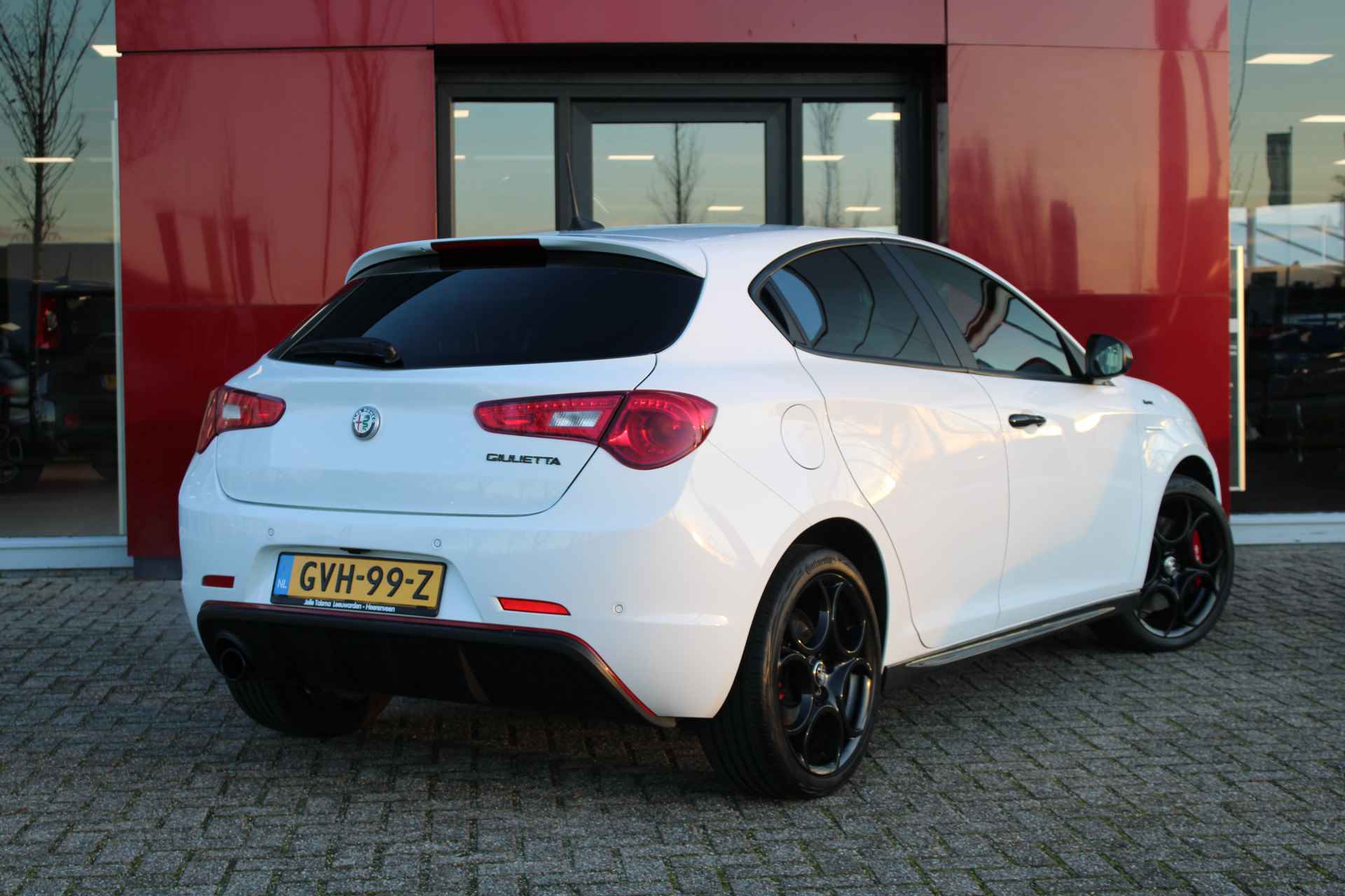 Alfa Romeo Giulietta 1.4 Turbo Sprint | Achteruitrijcamera | Xenon Koplampen | Climate Control | 18" Lichtmetalen Velgen | - 6/25