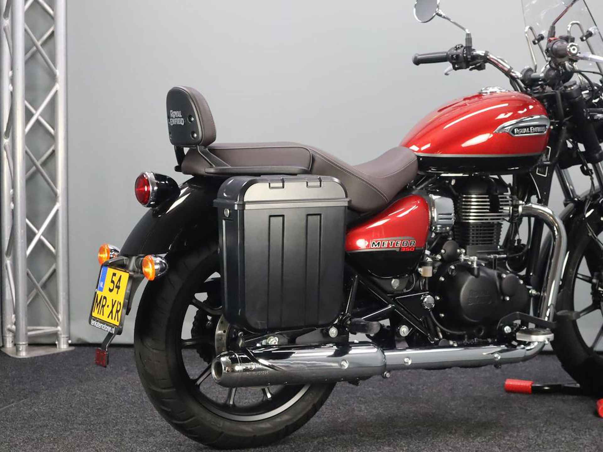 ROYAL ENFIELD Meteor 350 Supernova - 11/12