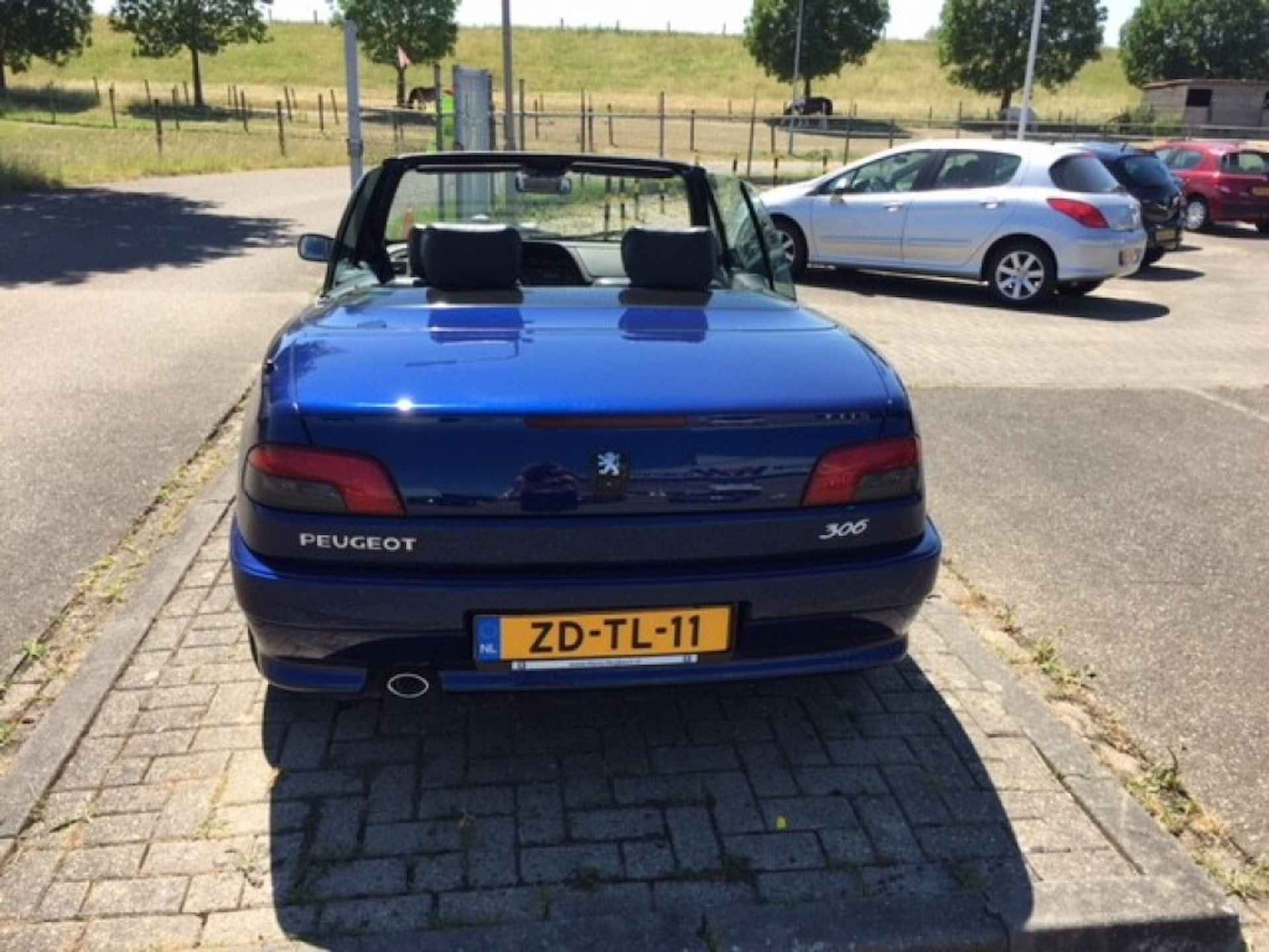 PEUGEOT 306 CABRIO 2.0-132PK -voor de liefhebber- - 10/14