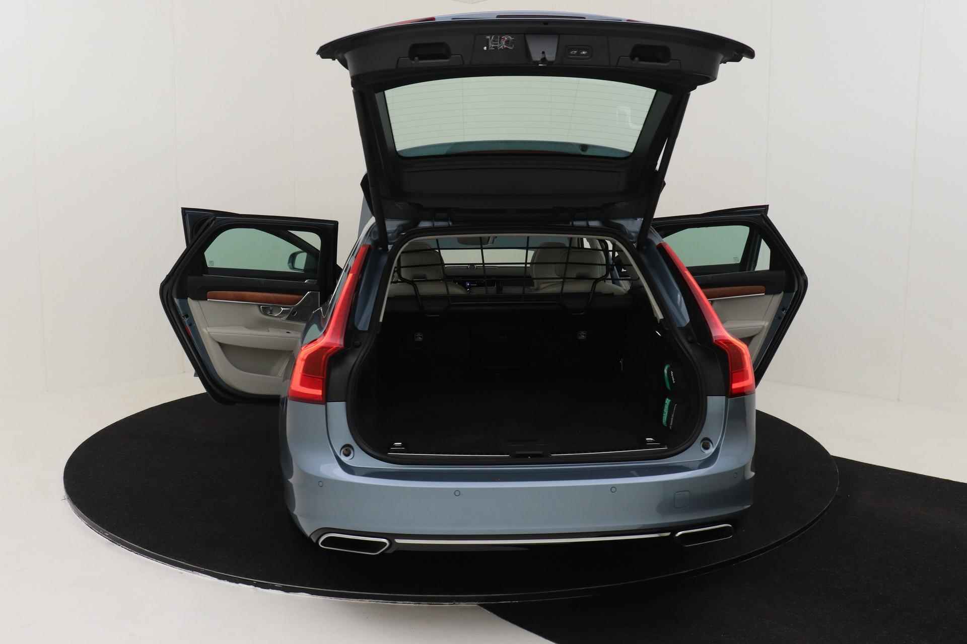 Volvo V90 T8 AWD INSCRIPTION -INCL 24MND SELEKT GARANTIE|PANO.DAK|360°CAM|B&W-AUDIO|HEAD-UP DISP. - 18/83