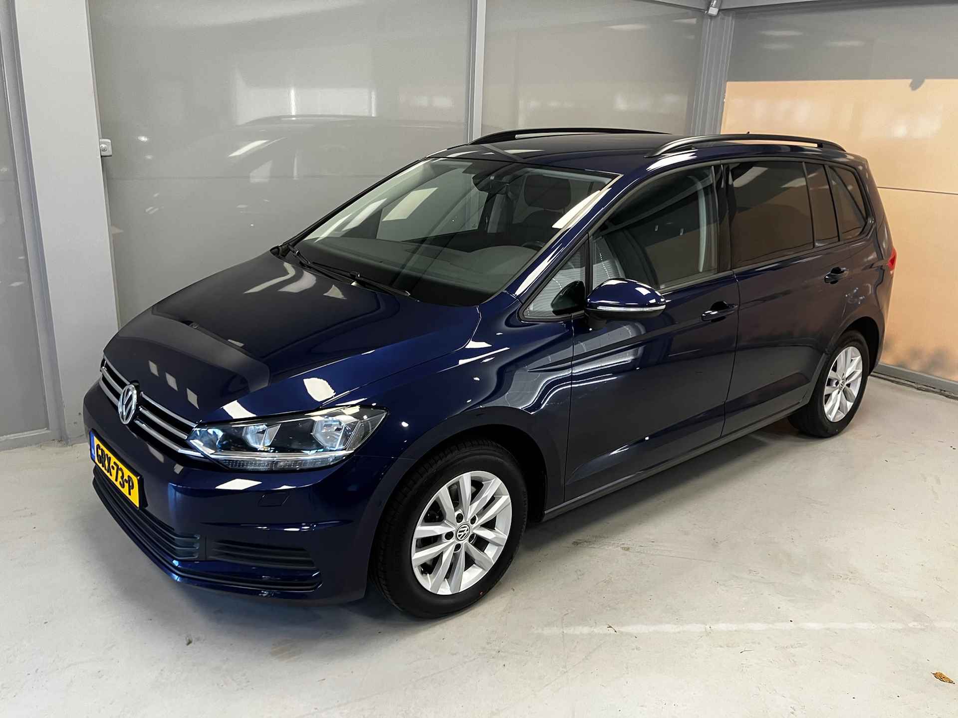 Volkswagen TOURAN Business 1.5TSi DSG | Navigatie | Automaat | 7-persoons | - 3/46