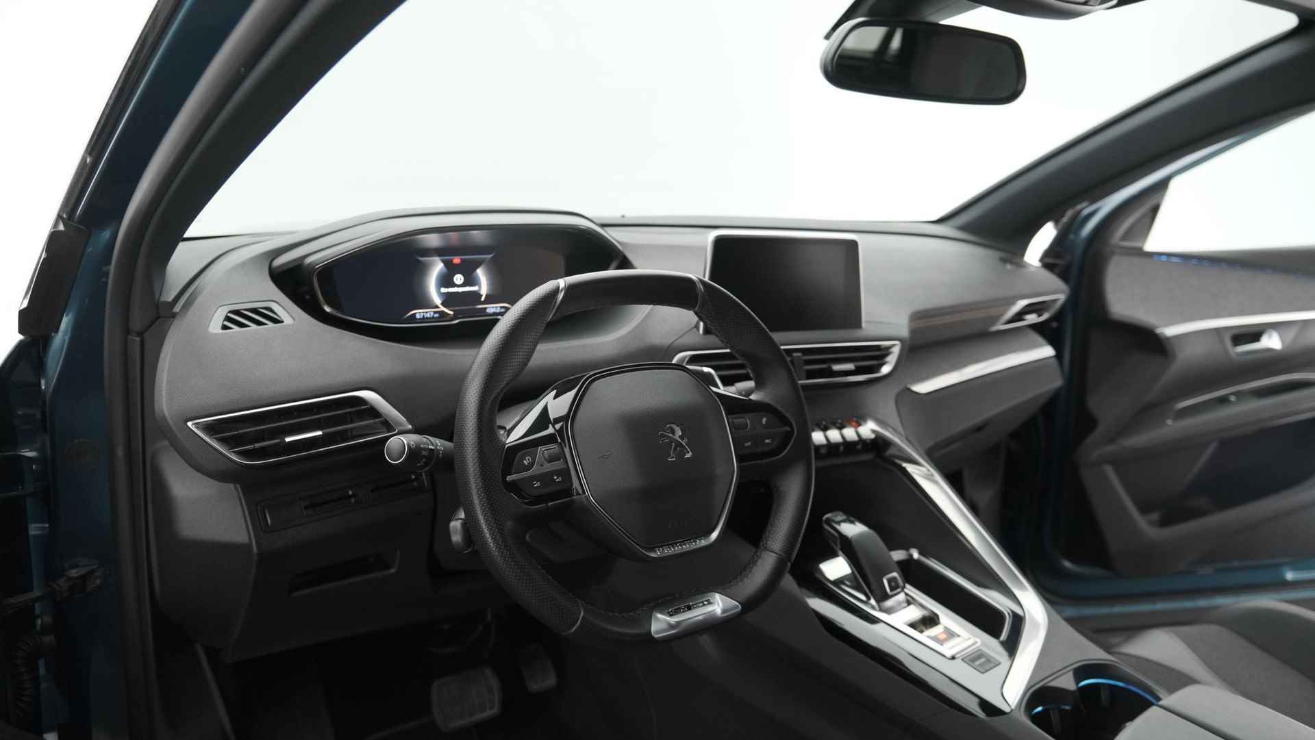 Peugeot 5008 PureTech 130 EAT8 GT-Line | Trekhaak | 7 Zitplaatsen | Dodehoekdetectie | Apple Carplay | Parkeersensoren | Pack Safety - 3/80