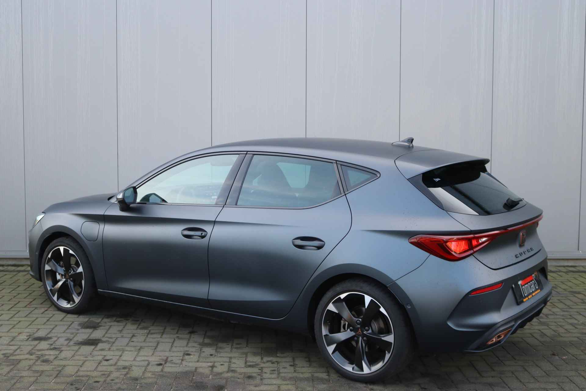 CUPRA Leon 1.4 e-Hybrid PHEV 204PK VZ Performance Navigatie/Camera/Adaptive-Cruise/Winterpack - 4/37