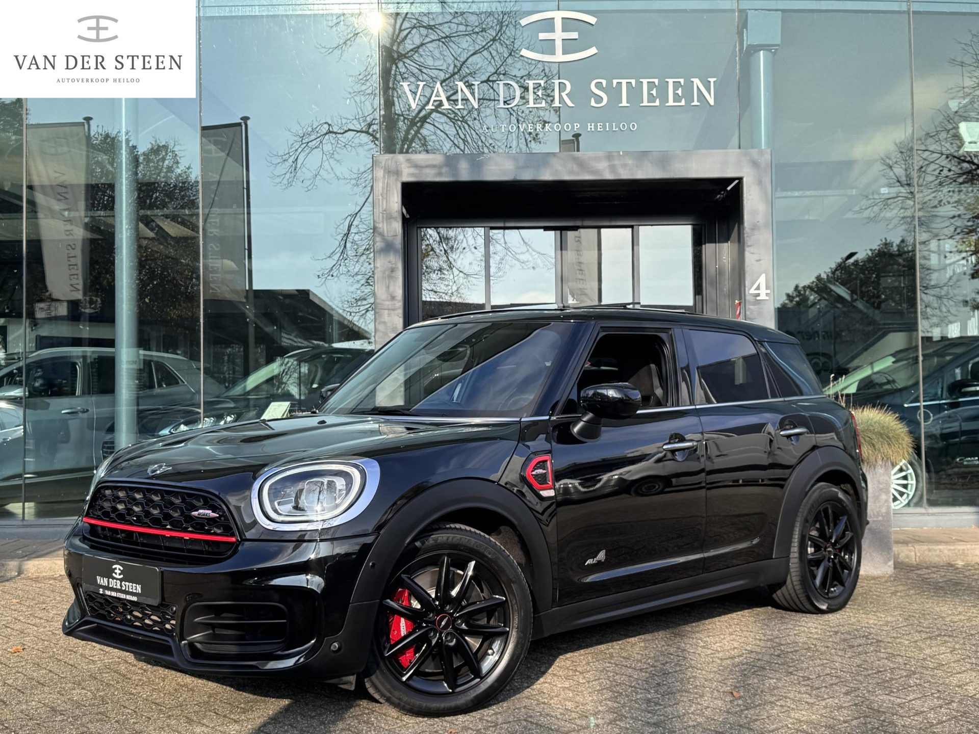 Mini Mini Countryman 2.0 John Cooper Works ALL4 Schuifdak | Alcantara | Dealer Onderhouden